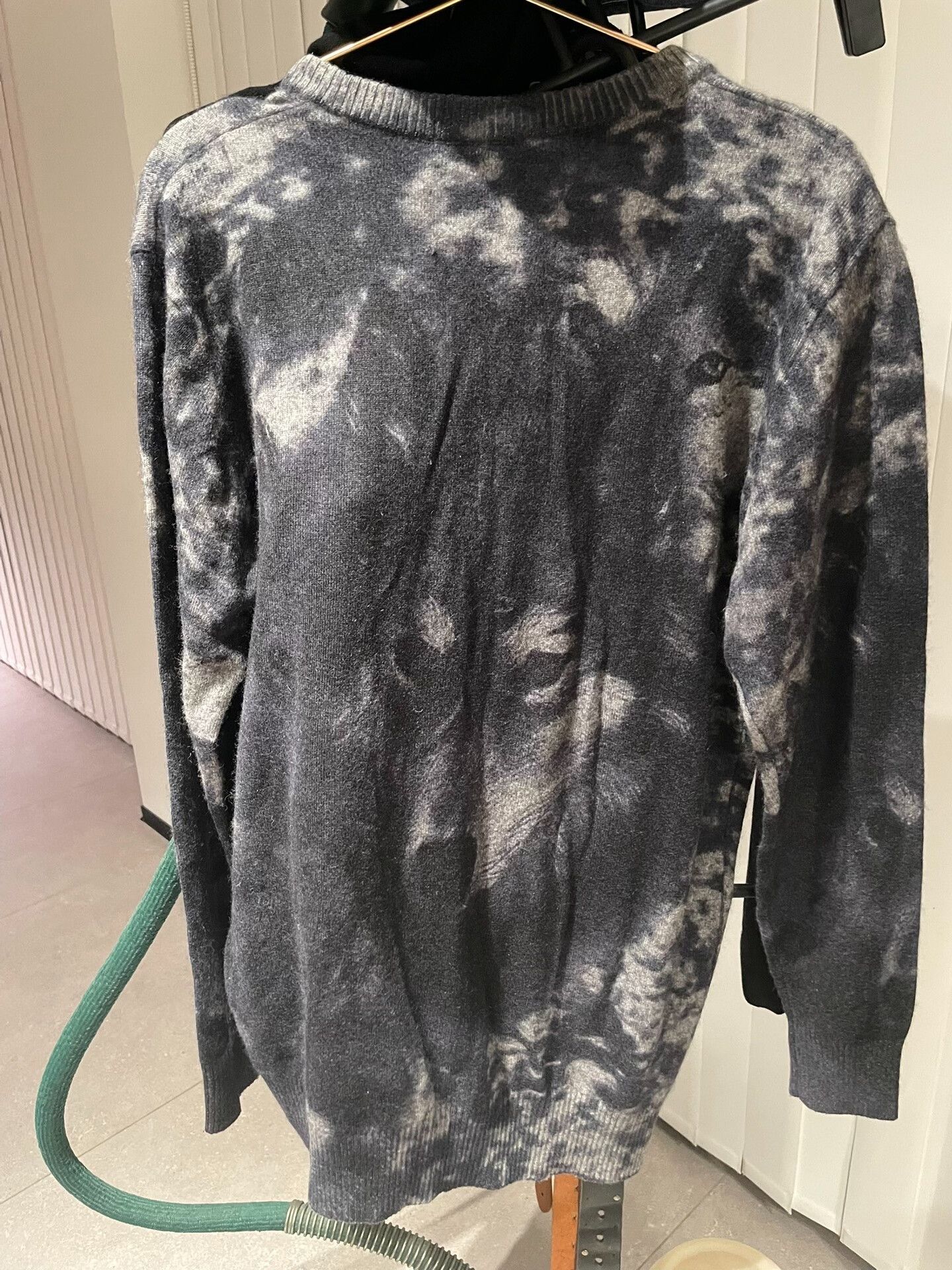 Givenchy Givenchy Gray Fur Sweater Size S / US 4 / IT 40 - 3 Thumbnail