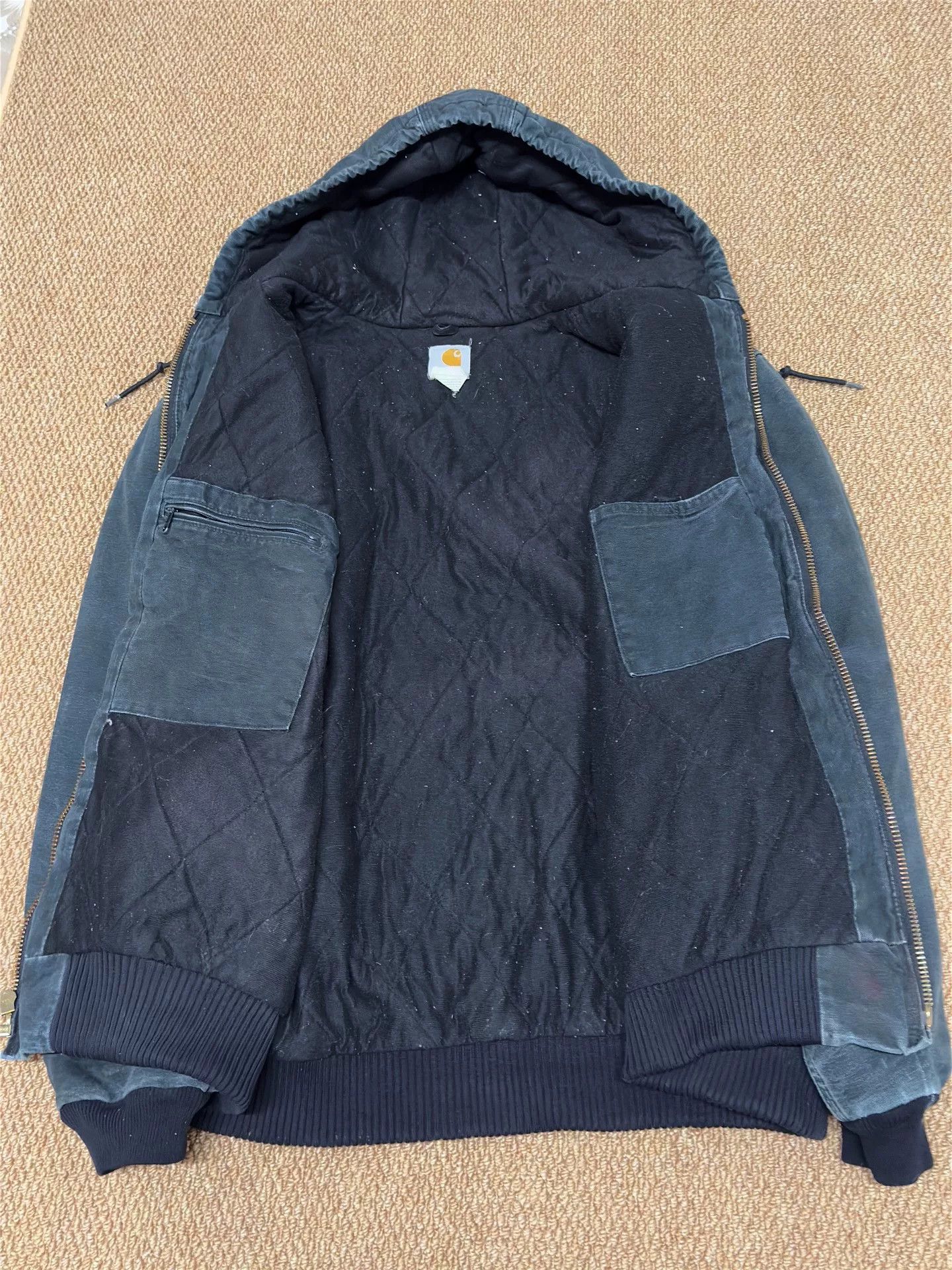 Vintage Vintage Carhartt Black Hooded Jacket Size US M / EU 48-50 / 2 - 3 Thumbnail