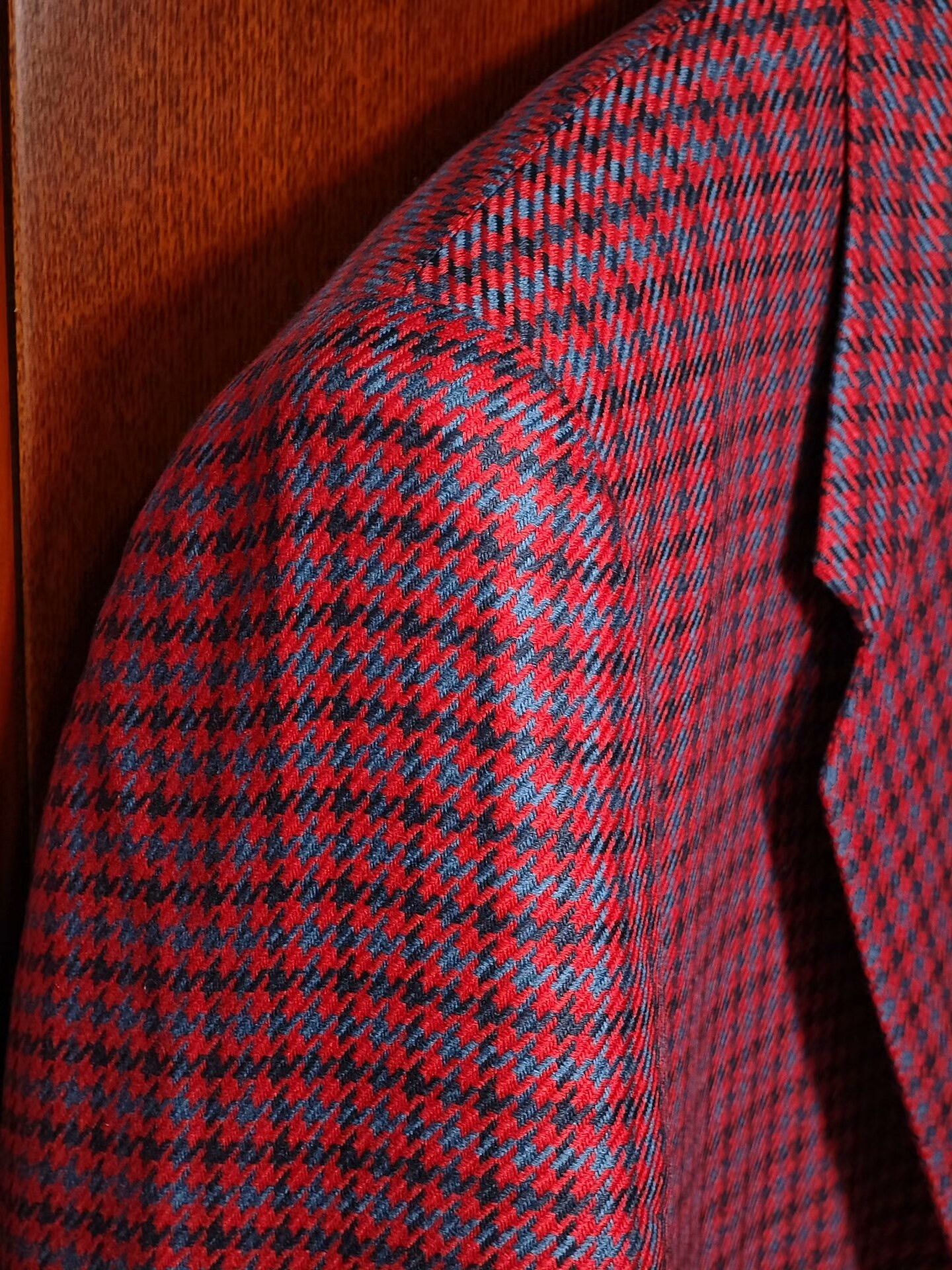 Dormeuil Cashmere and Linen Suit Jacket