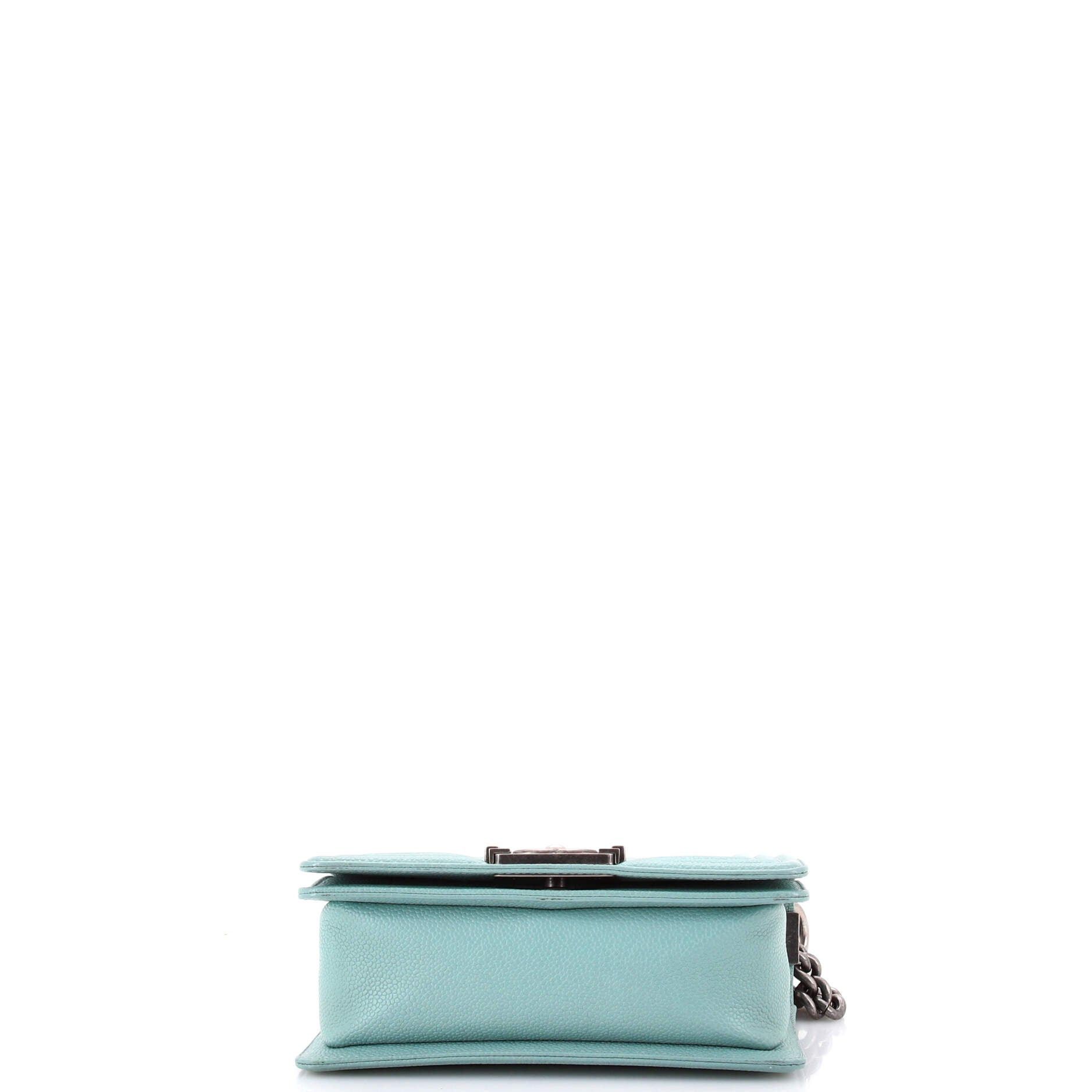Chanel Boy Flap Bag Size ONE SIZE - 4 Thumbnail