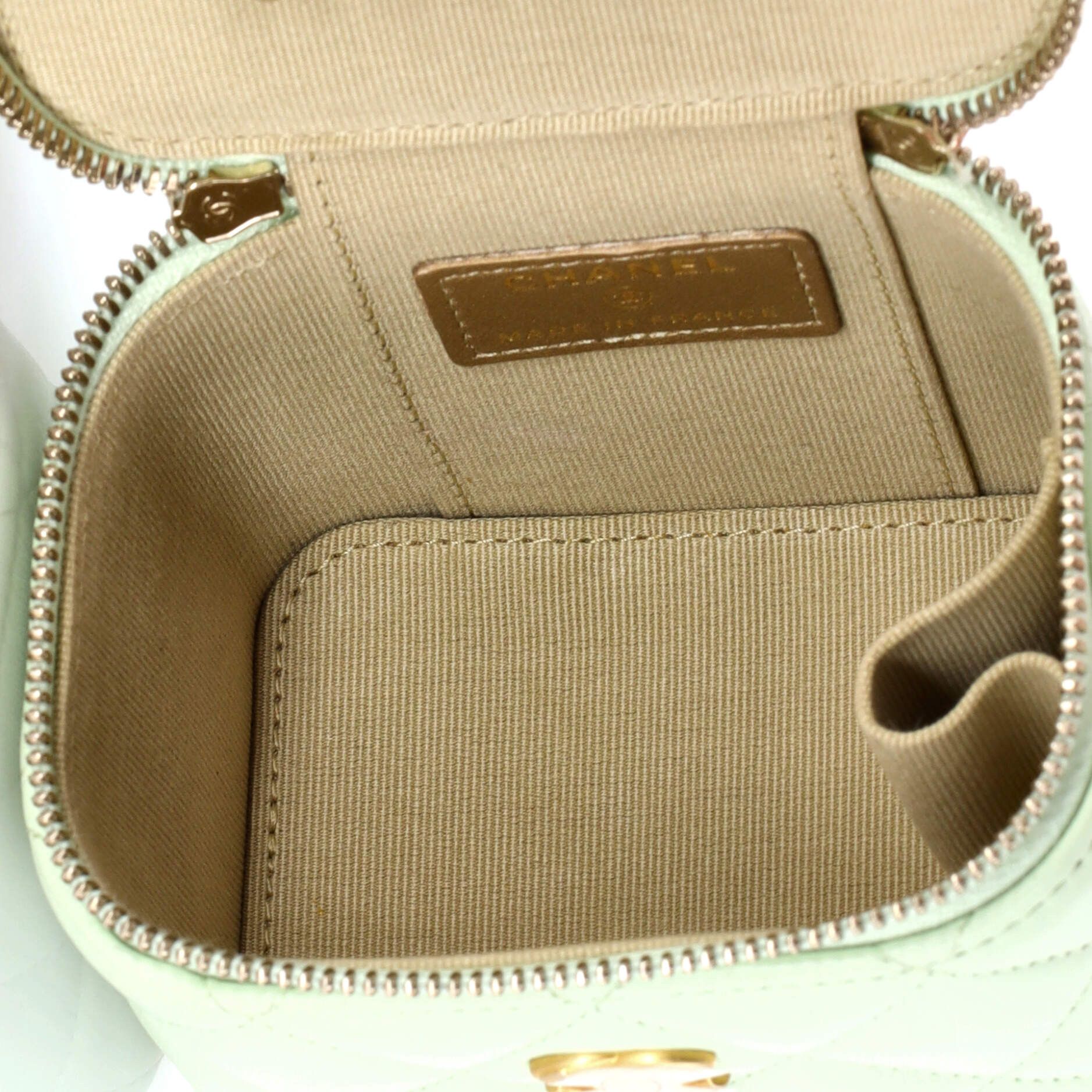 Chanel Pearl Crush Vanity Case with Chain Size ONE SIZE - 5 Thumbnail