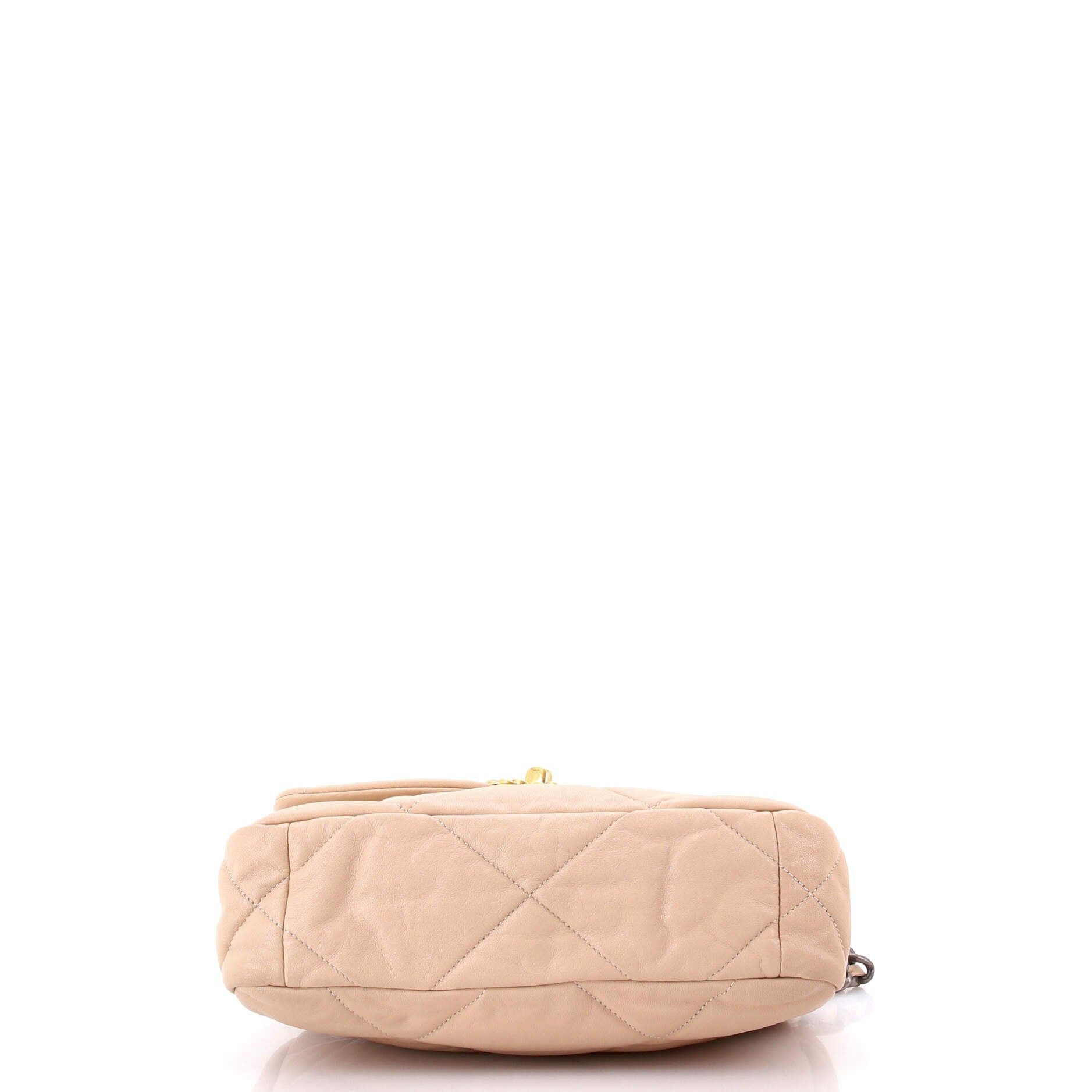 Chanel 19 Flap Bag Size ONE SIZE - 4 Thumbnail