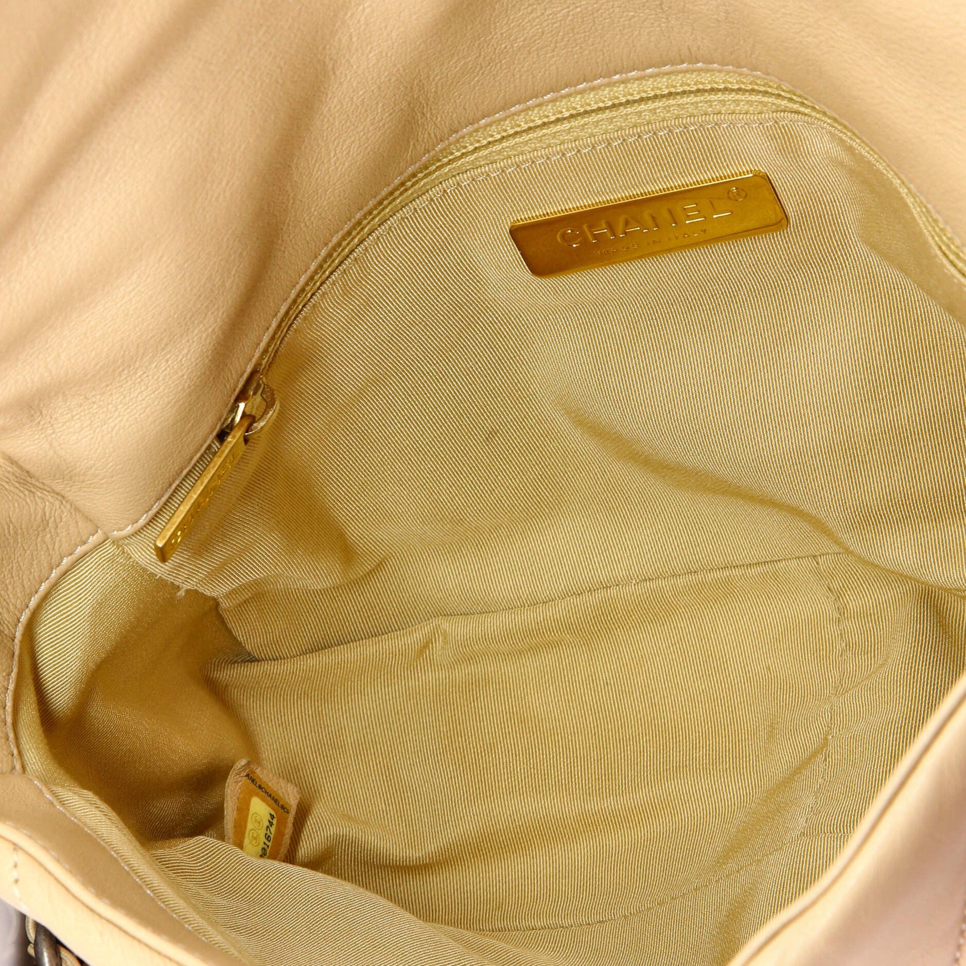 Chanel 19 Flap Bag Size ONE SIZE - 5 Thumbnail