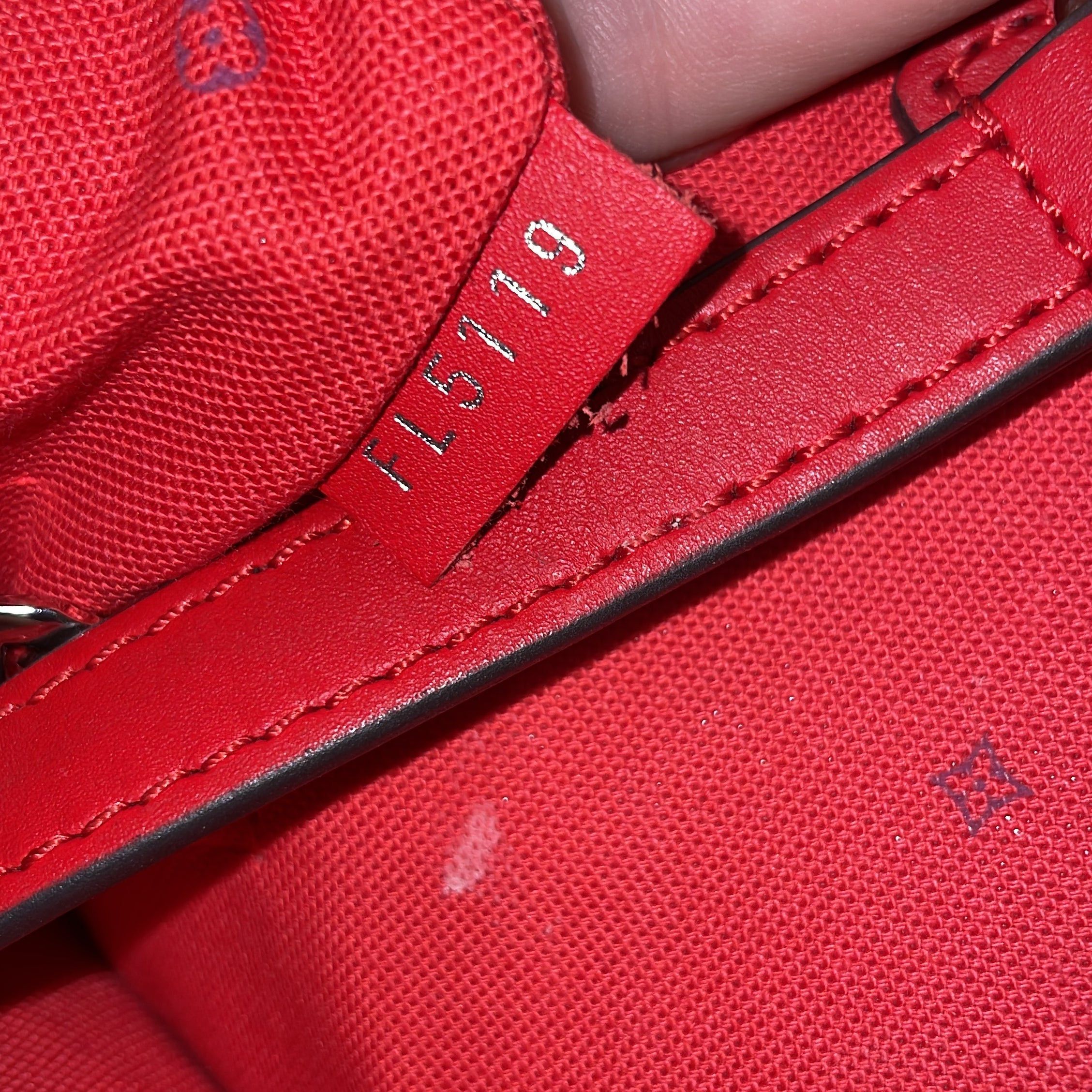 Louis Vuitton OnTheGo Tote Size ONE SIZE - 9 Thumbnail