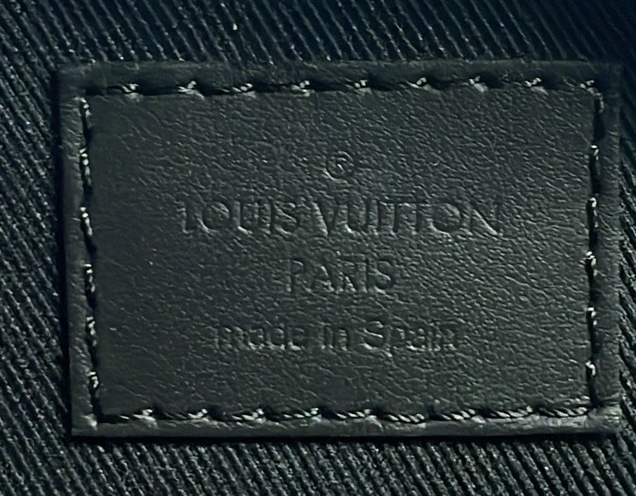 Louis Vuitton S Lock Sling Bag Size ONE SIZE - 7 Thumbnail