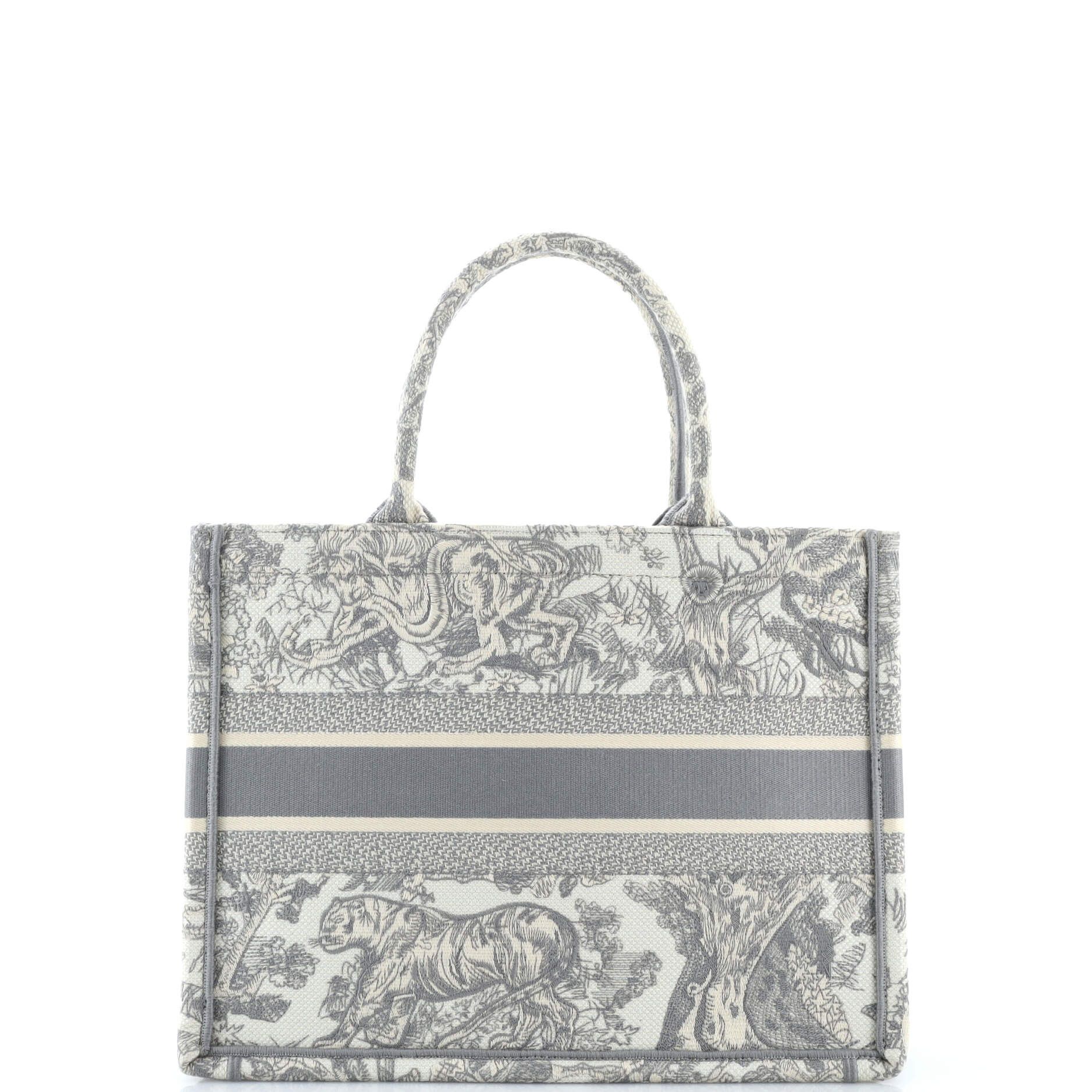 Dior Book Tote Size ONE SIZE - 3 Thumbnail