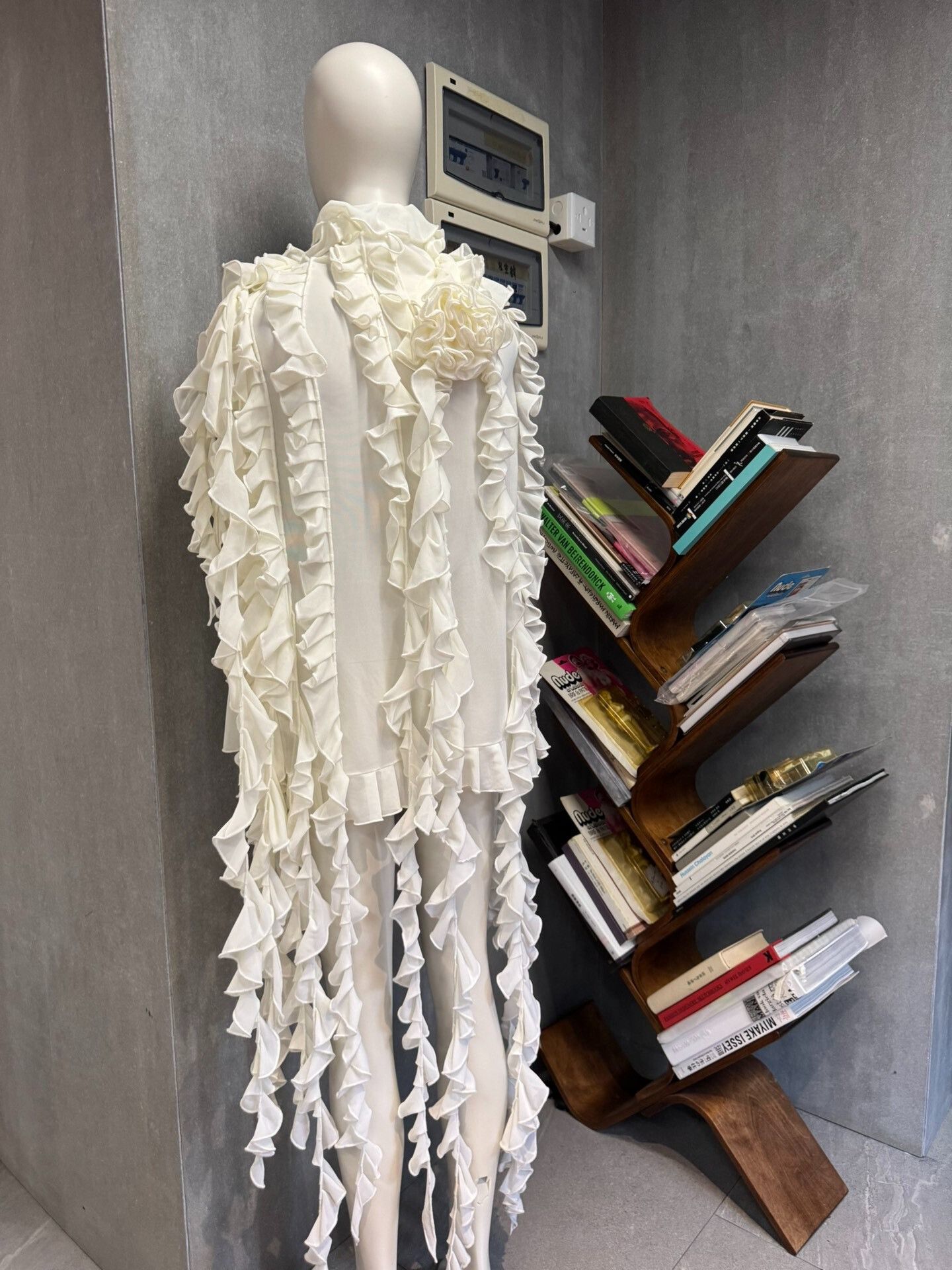 Fanci Club Faci Club Ruffle Cream Chiffon Dress Size S / US 4 / IT 40 - 2 Thumbnail