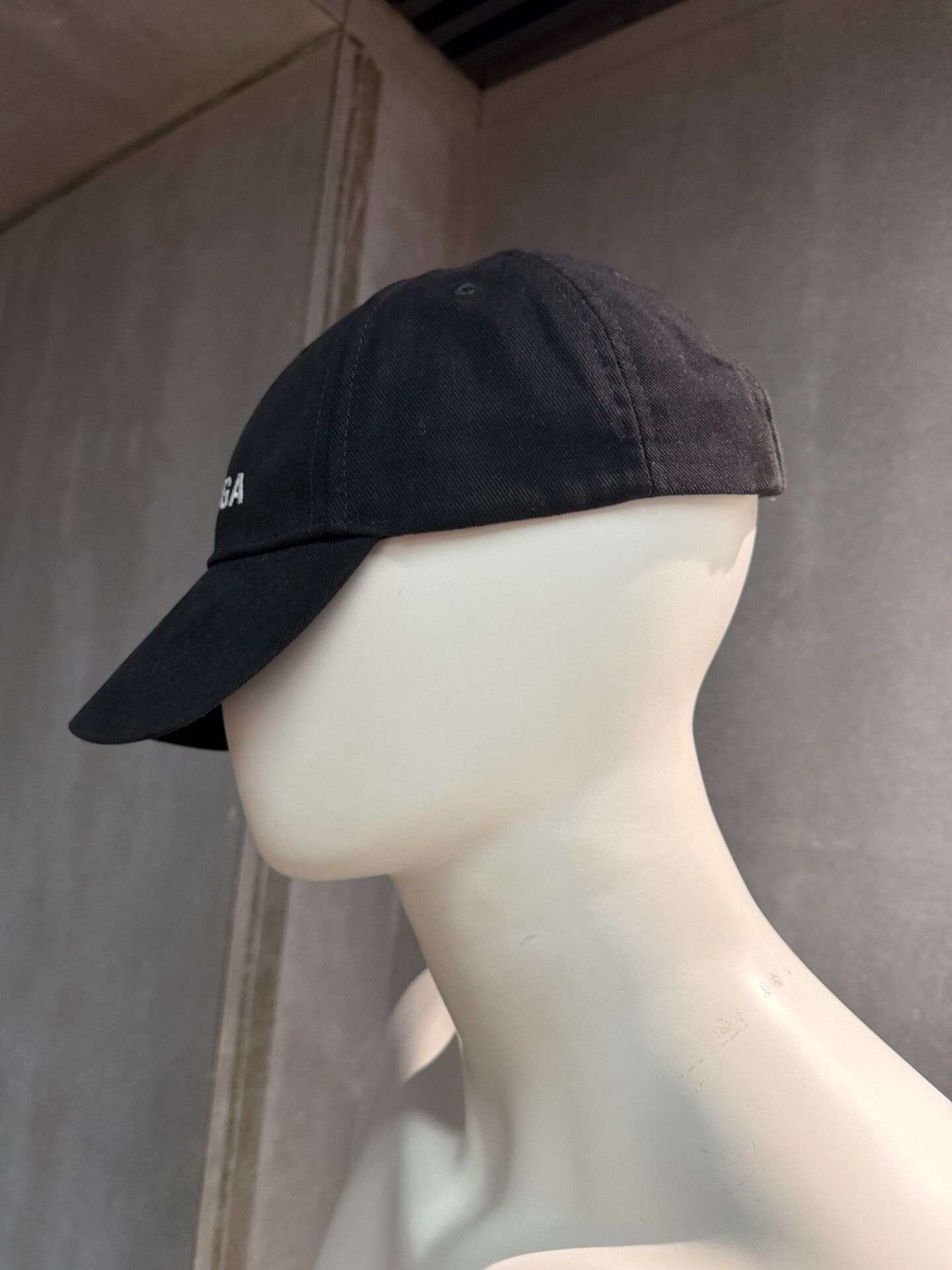 Balenciaga Balenciaga Adjustable Duckbill Cap Size ONE SIZE - 8 Thumbnail