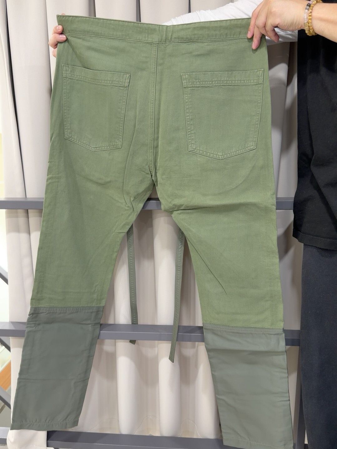Fear of God Fear of God Cargo Pants in Green Size US 31 - 2 Thumbnail