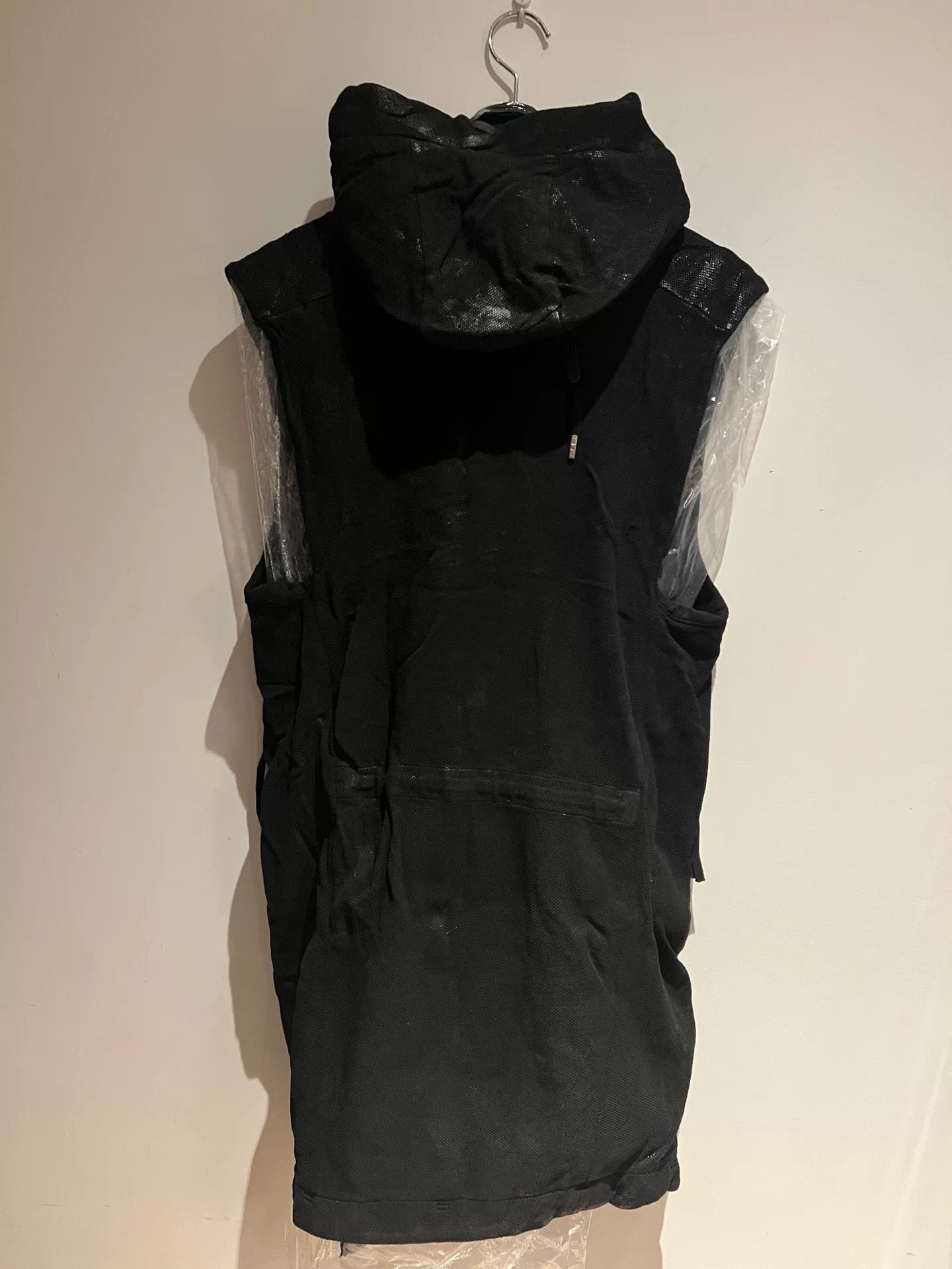 Boris Bidjan Saberi Boris Bidjan Saberi Black Vest Size US S / EU 44-46 / 1 - 3 Thumbnail