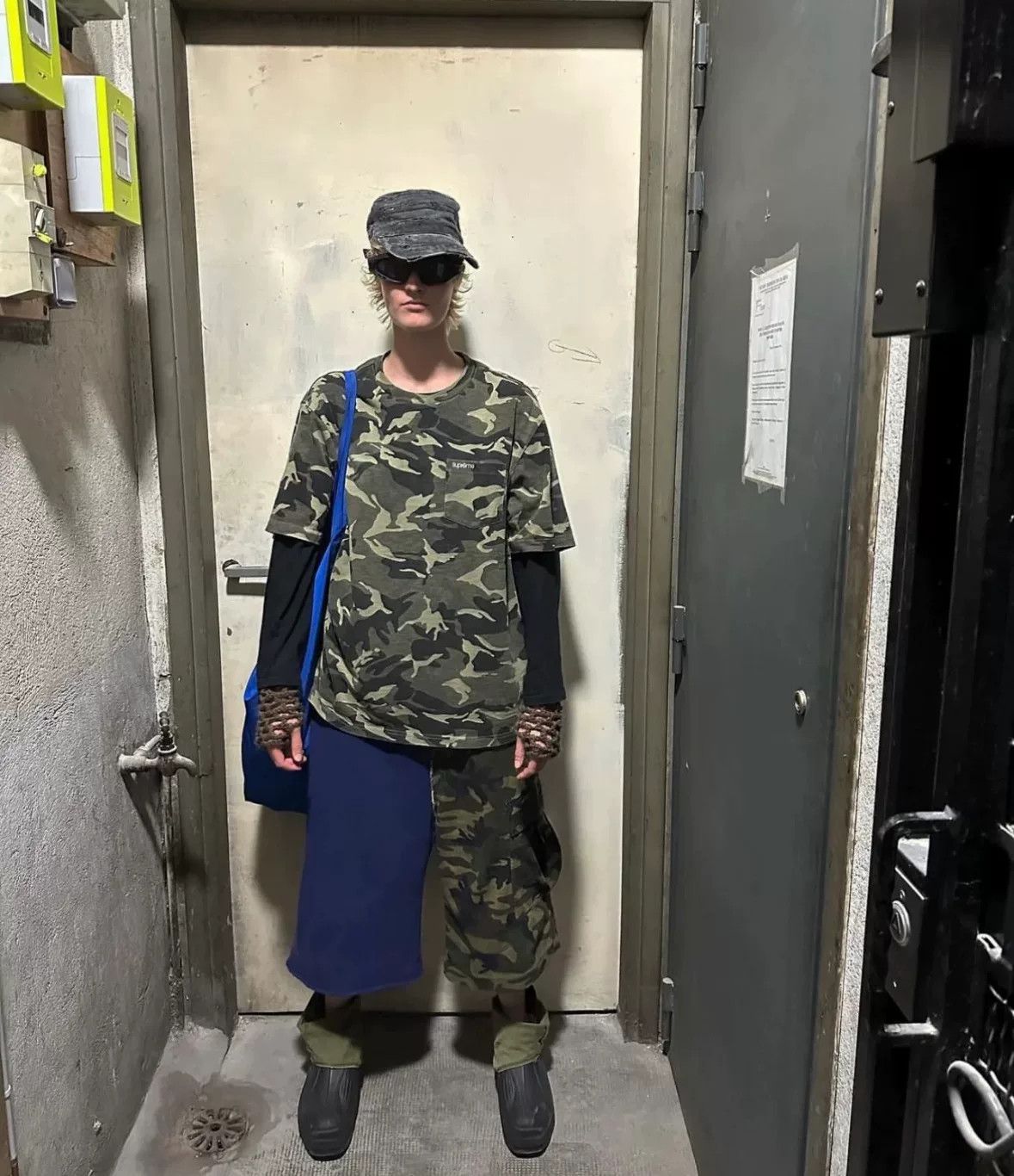 Balenciaga Balenciaga Camouflage Panel Blue Pants Size US 28 / EU 44 - 5 Thumbnail