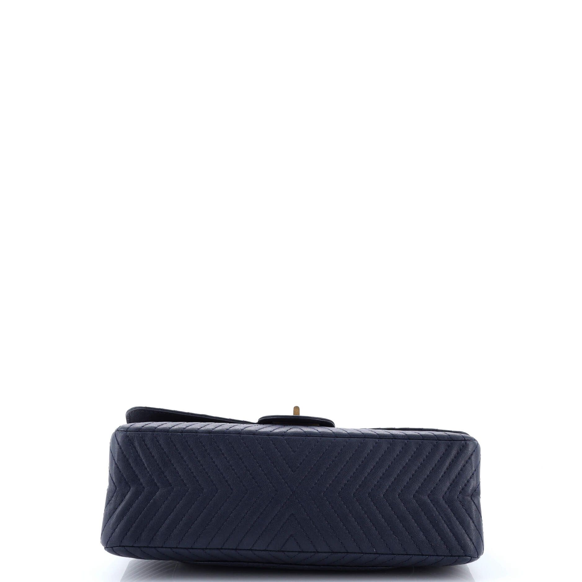 Chanel Reissue 2.55 Flap Bag Size ONE SIZE - 5 Thumbnail