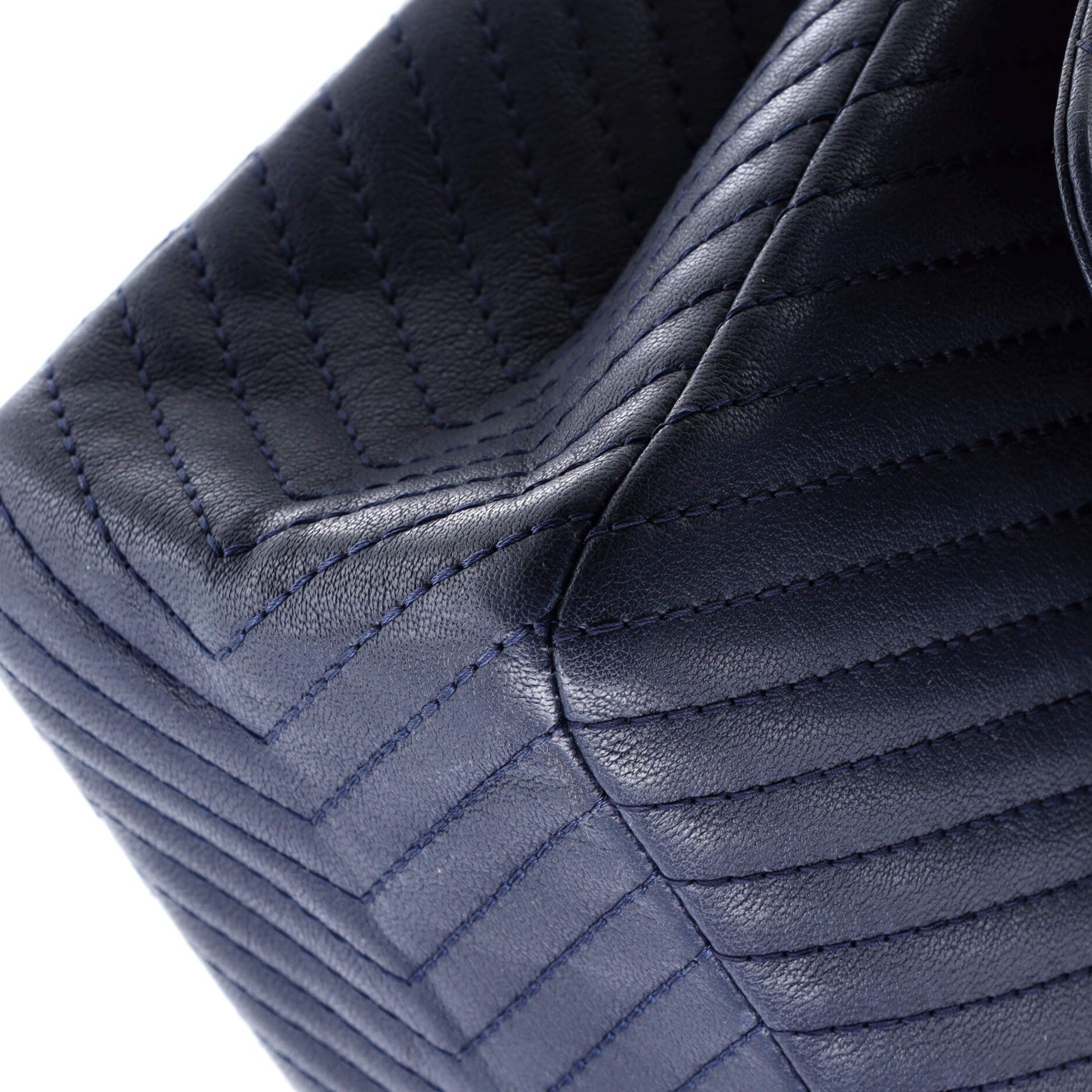 Chanel Reissue 2.55 Flap Bag Size ONE SIZE - 7 Thumbnail