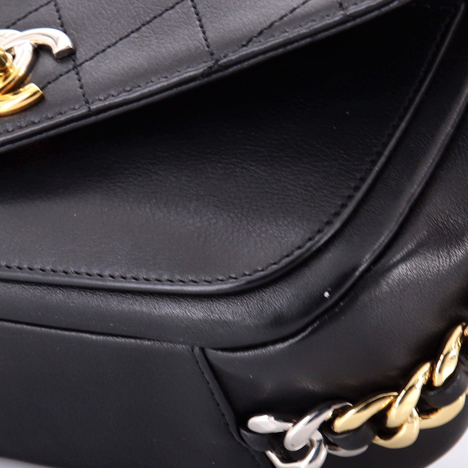 Chanel Two Tone Envelope Flap Bag Size ONE SIZE - 6 Thumbnail