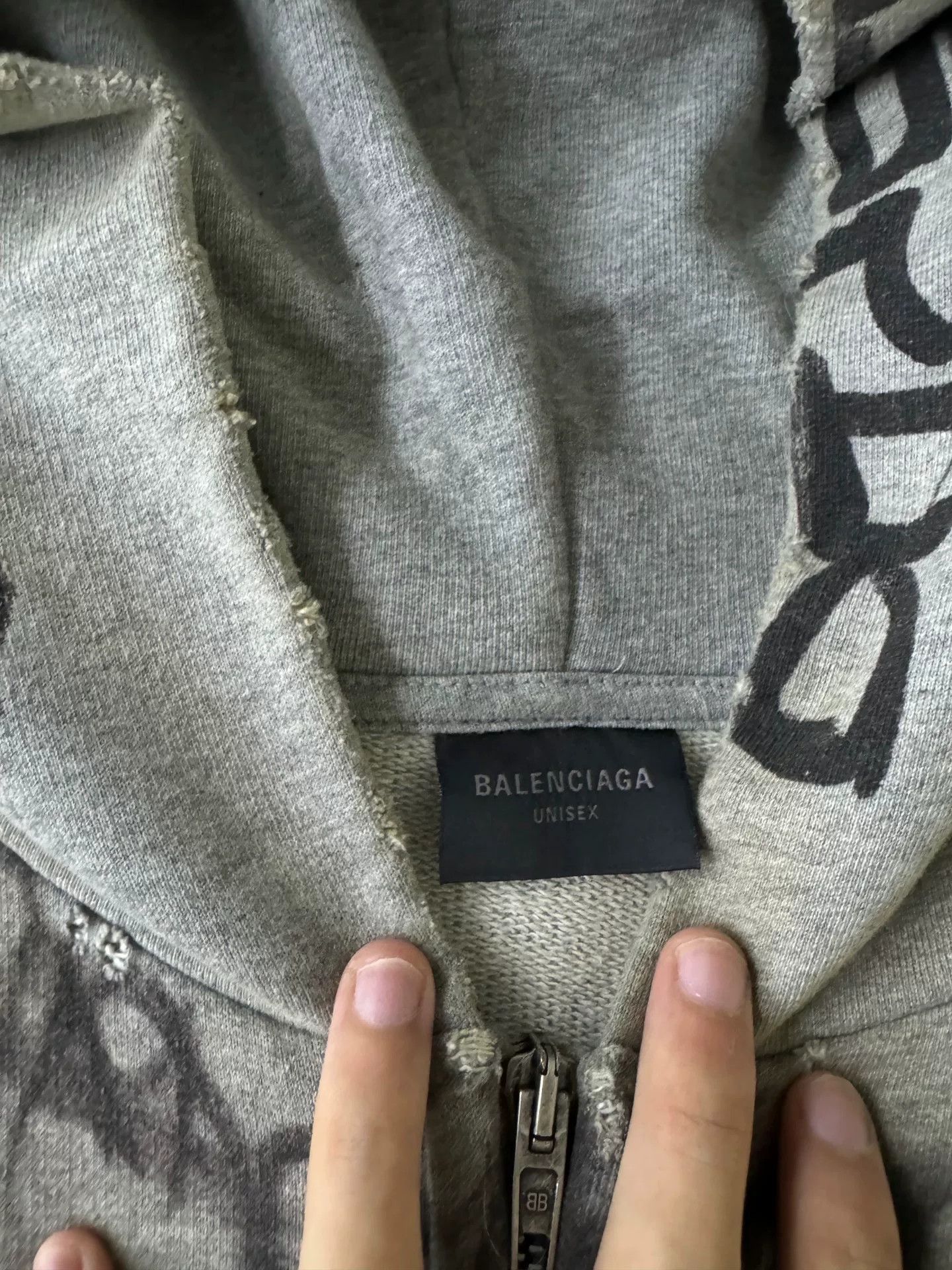 Balenciaga Balenciaga Manchester United Graffiti Hoodie Size US M / EU 48-50 / 2 - 2 Thumbnail