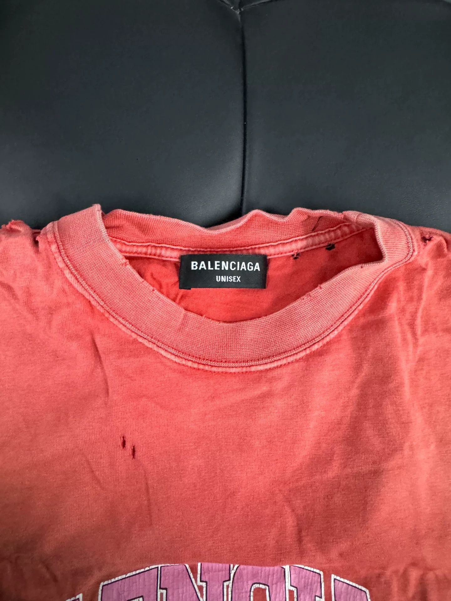 Balenciaga Balenciaga Distressed Short Sleeve Tee Size US S / EU 44-46 / 1 - 2 Thumbnail