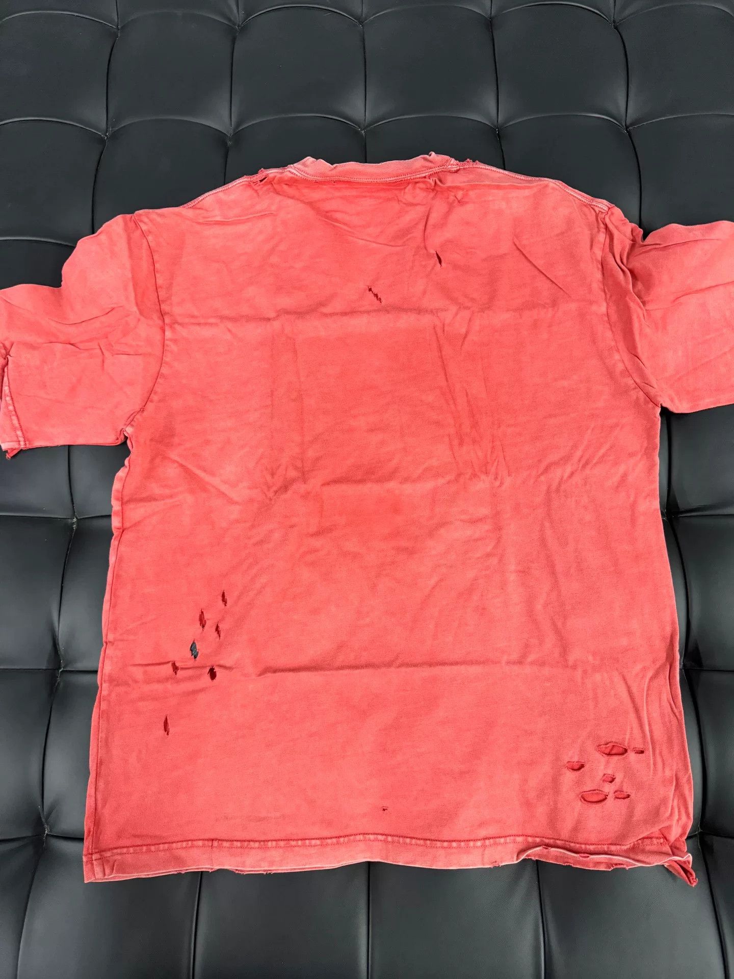 Balenciaga Balenciaga Distressed Short Sleeve Tee Size US S / EU 44-46 / 1 - 3 Thumbnail