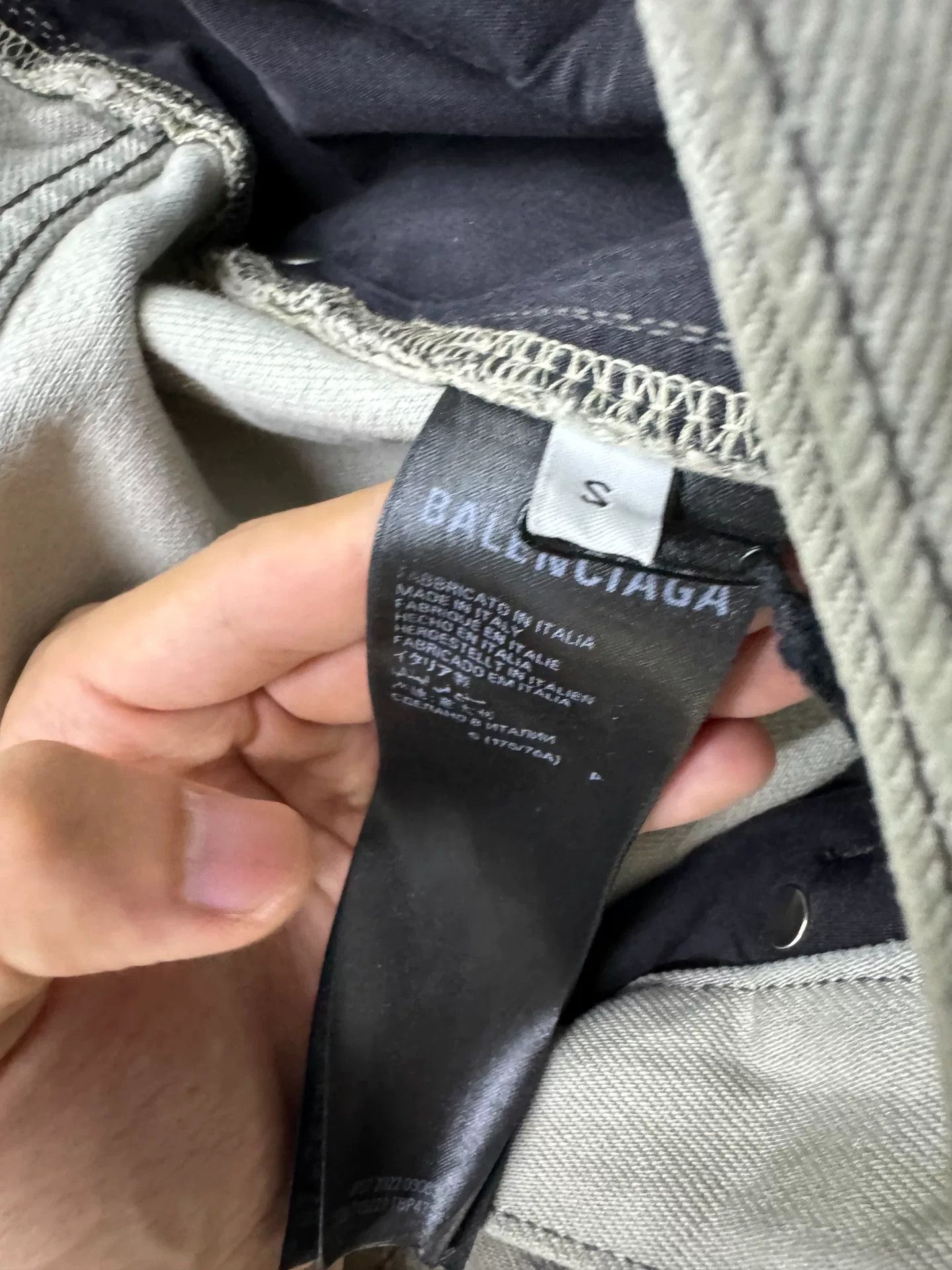Balenciaga Balenciaga White Graffiti Denim Pants Size US 26 / EU 42 - 4 Thumbnail