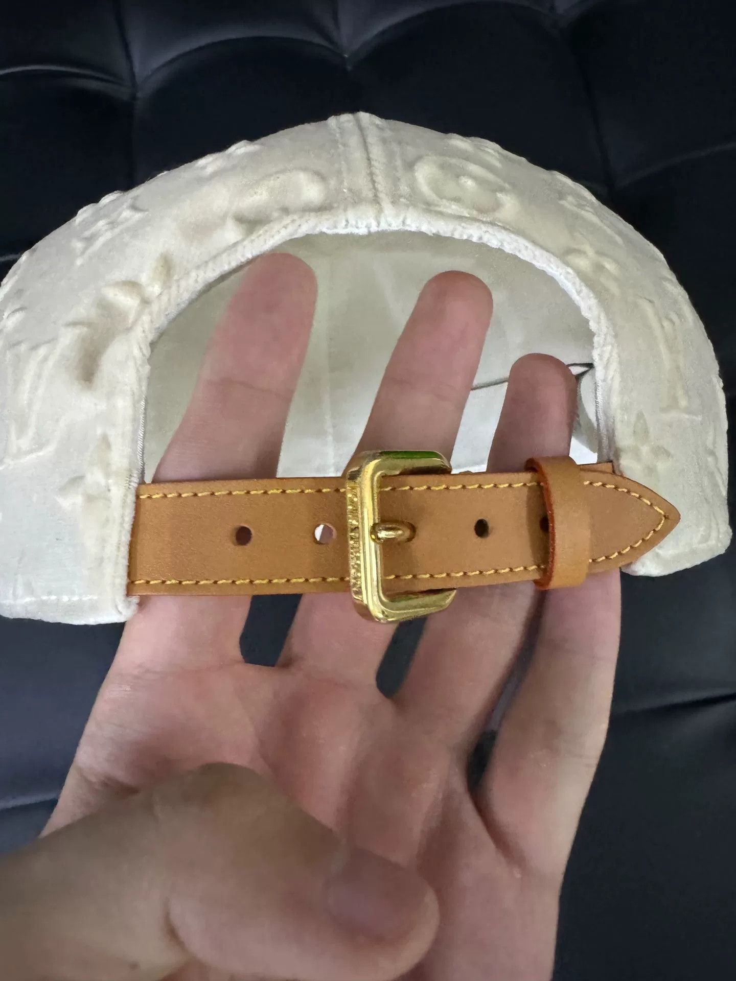 Louis Vuitton Louis Vuitton Velour Baseball Cap Size ONE SIZE - 3 Thumbnail