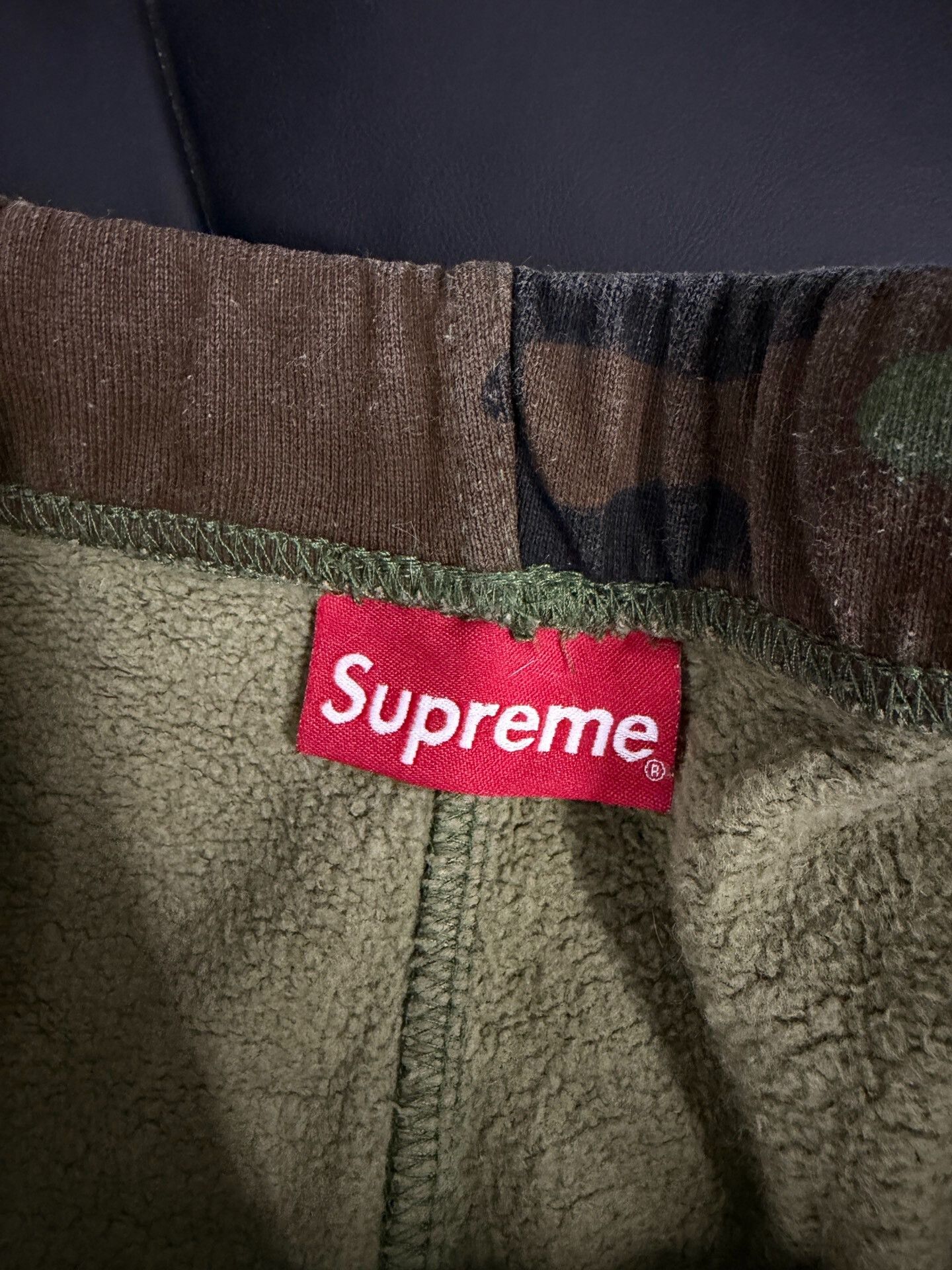 Supreme Supreme Camouflage Sweatpants Size US 30 / EU 46 - 4 Thumbnail
