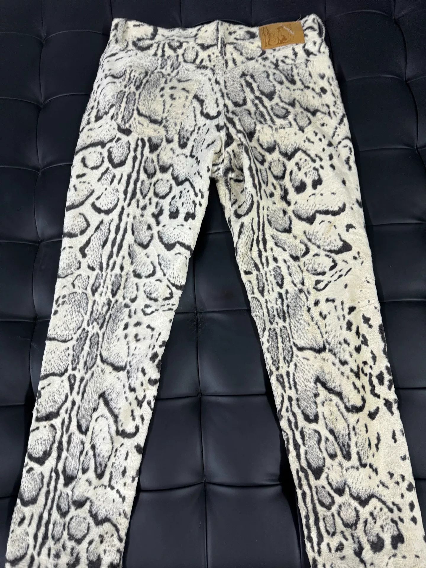 Martine Rose Martine Rose White Leopard Print Pants Size US 32 / EU 48 - 2 Thumbnail