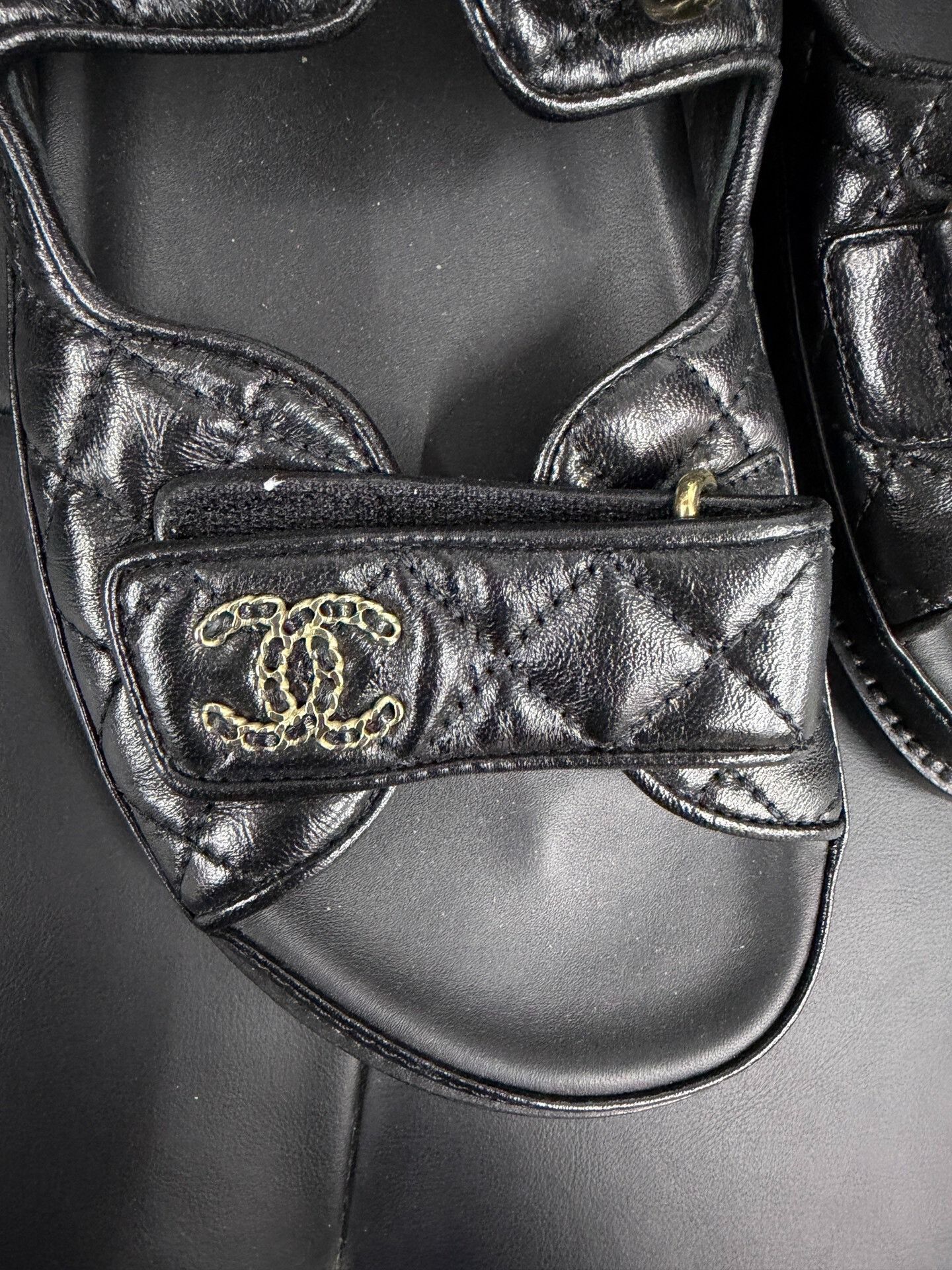 Chanel Chanel Pearl Buckle Sandals Size 42 Size US 9 / EU 42 - 5 Thumbnail