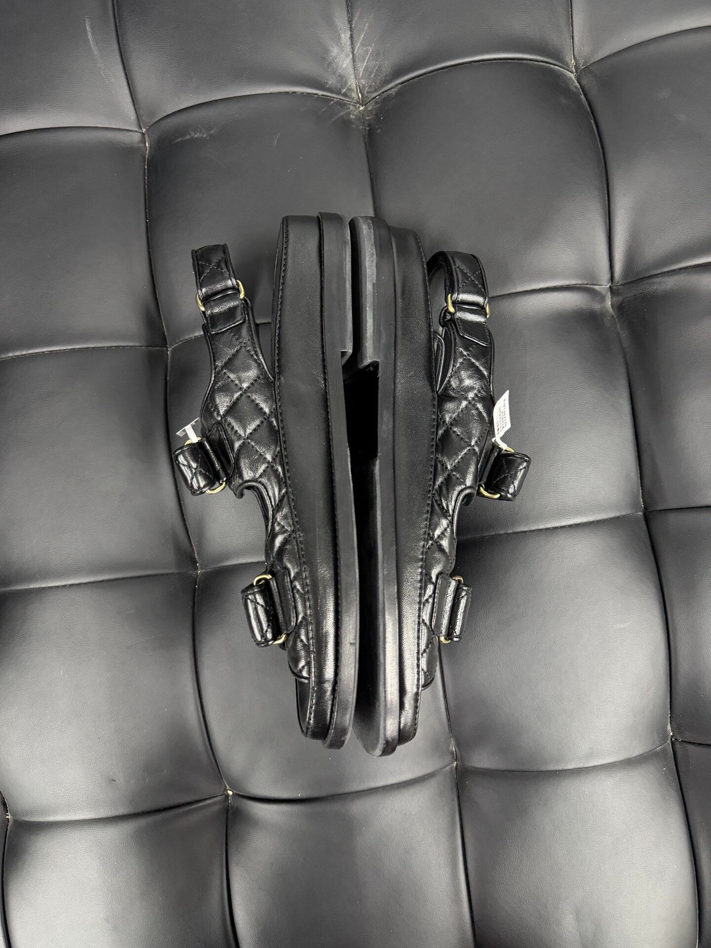 Chanel Chanel Pearl Buckle Sandals Size 42 Size US 9 / EU 42 - 2 Thumbnail