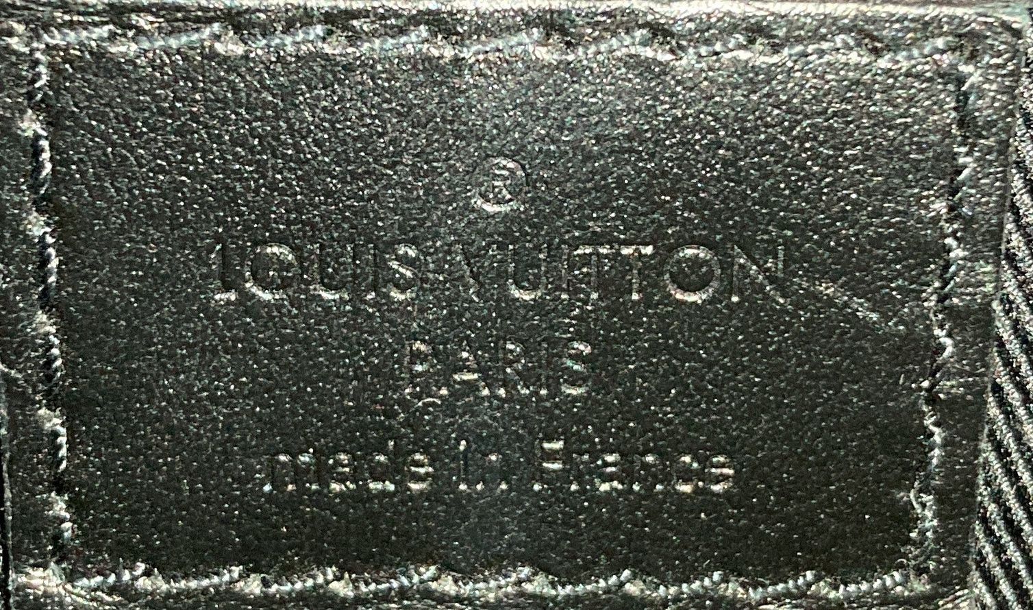 Louis Vuitton Vertical Trunk Wearable Wallet Size ONE SIZE - 9 Thumbnail