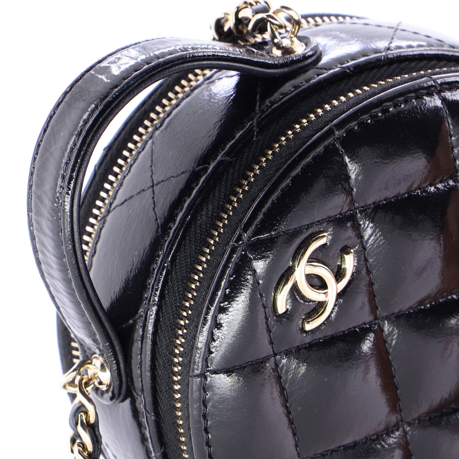 Chanel Handle with Care Round Vanity Case with Chain Size ONE SIZE - 6 Thumbnail