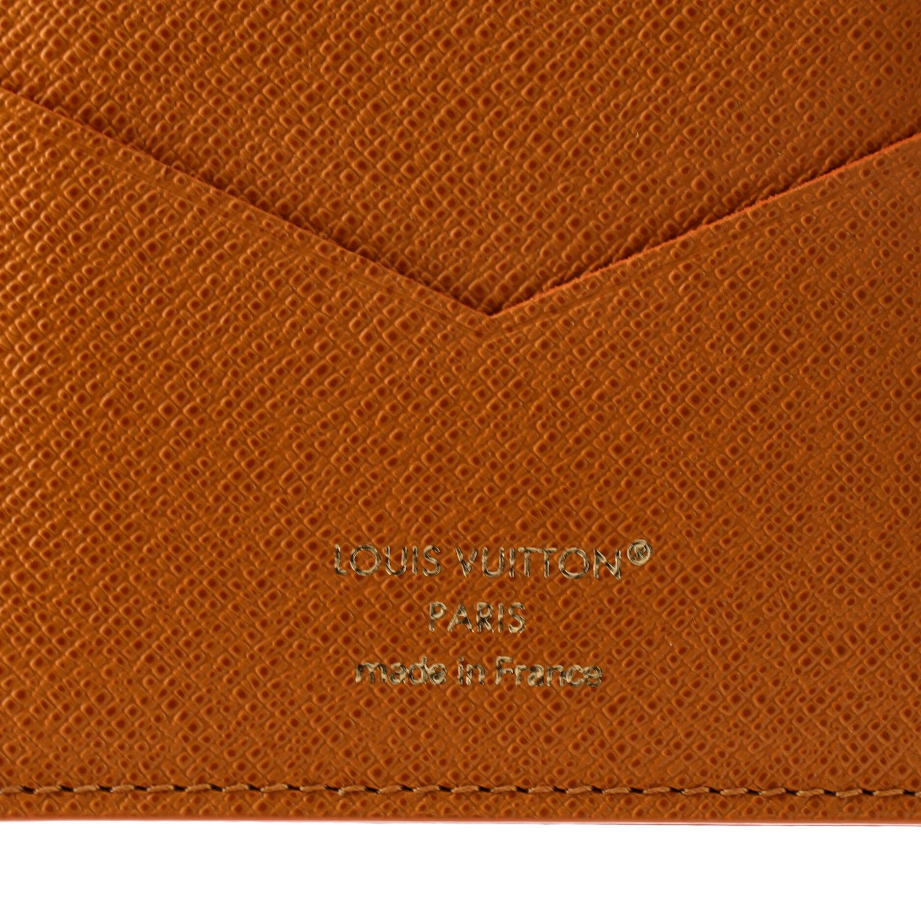 Louis Vuitton Passport Cover Size ONE SIZE - 6 Thumbnail