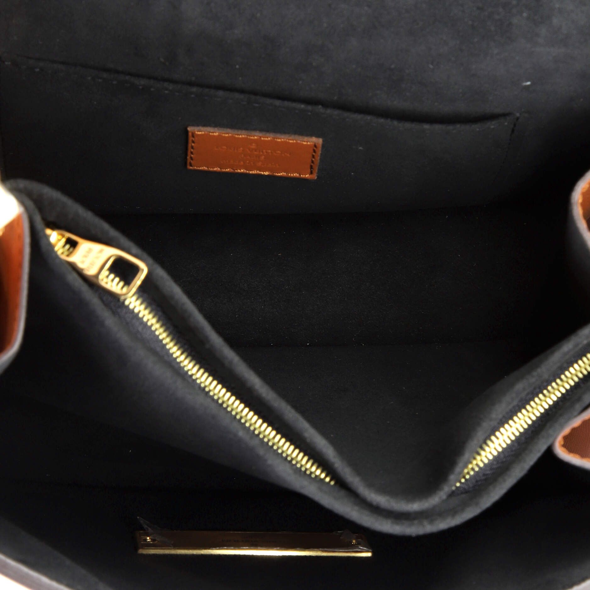 Louis Vuitton Dauphine Shoulder Bag Size ONE SIZE - 5 Thumbnail