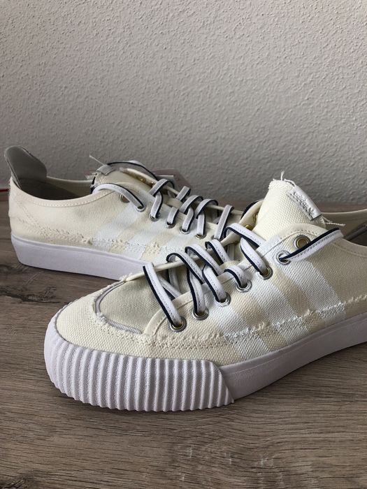 Adidas nizza donald sales glover off white