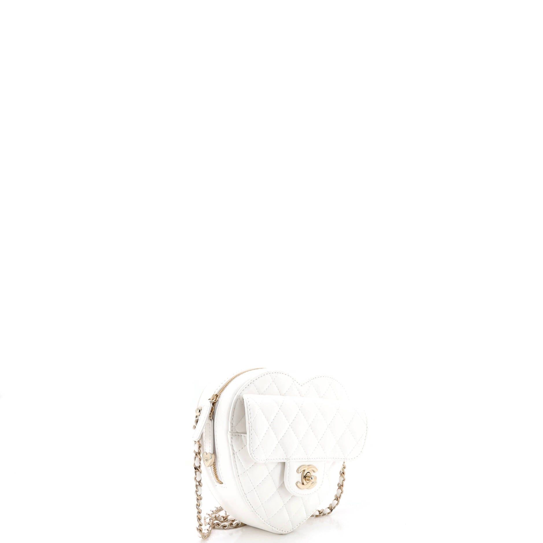 Chanel CC in Love Heart Bag Size ONE SIZE - 2 Thumbnail