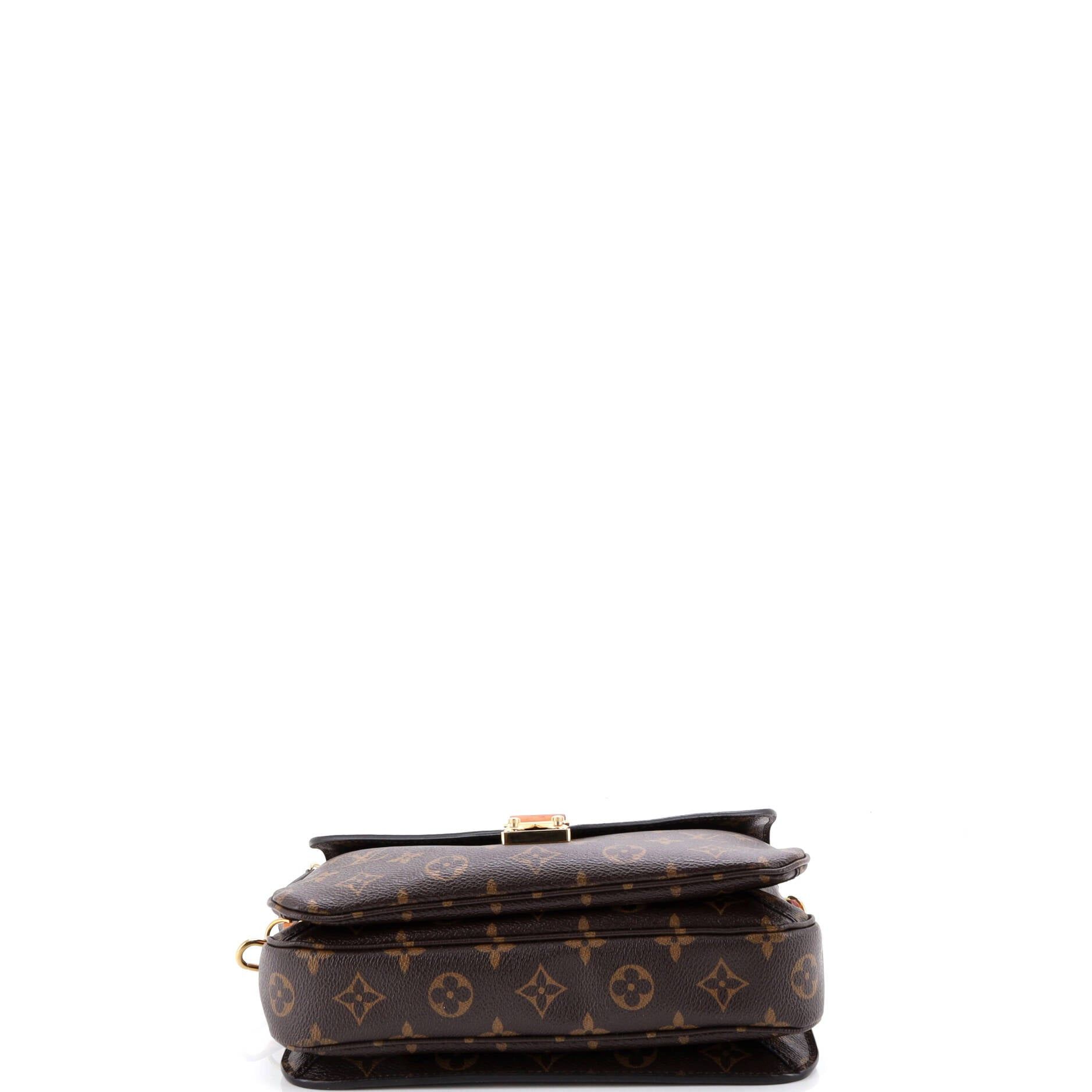 Louis Vuitton Pochette Metis Size ONE SIZE - 4 Thumbnail