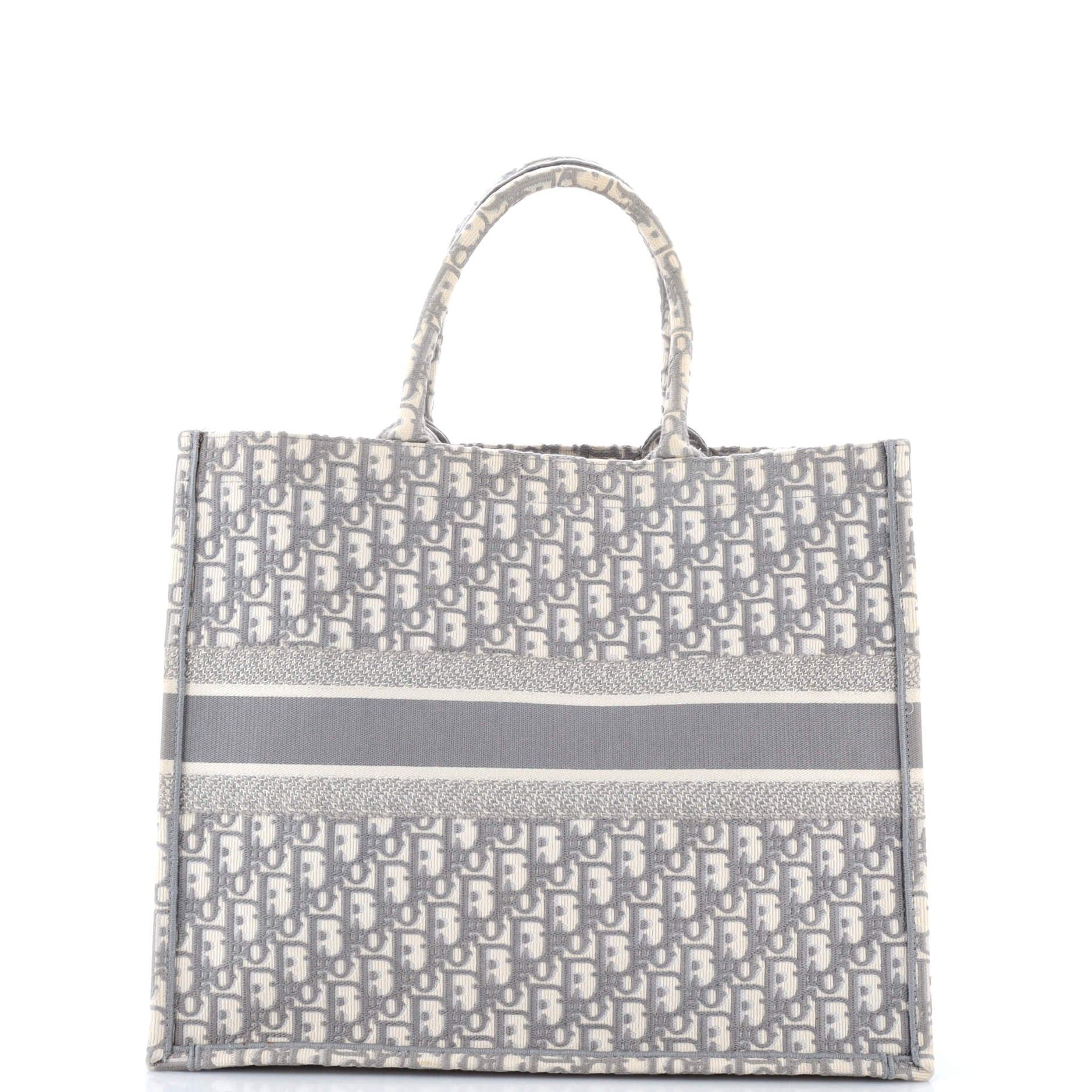 Dior Book Tote Size ONE SIZE - 3 Thumbnail