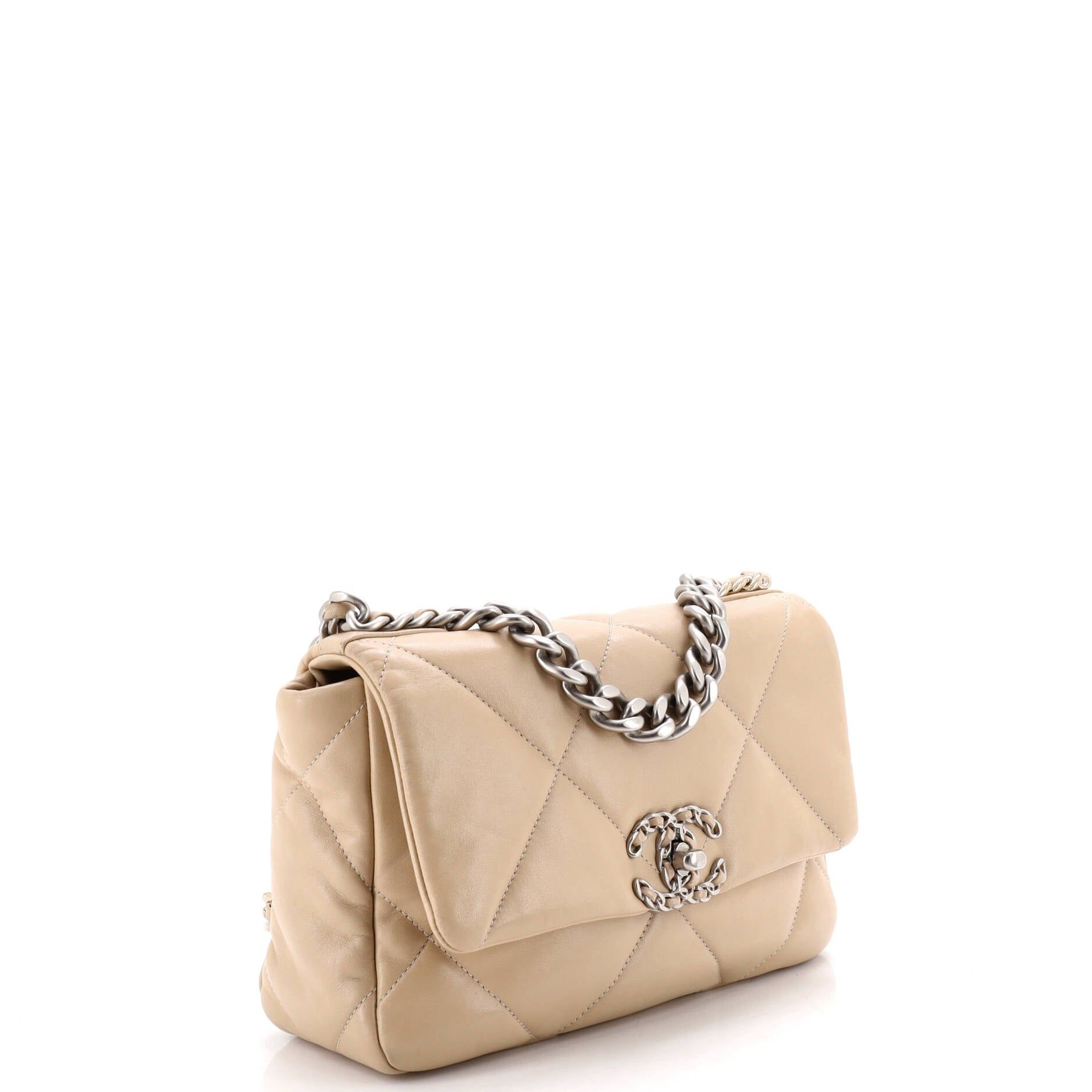 Chanel 19 Flap Bag Size ONE SIZE - 2 Thumbnail
