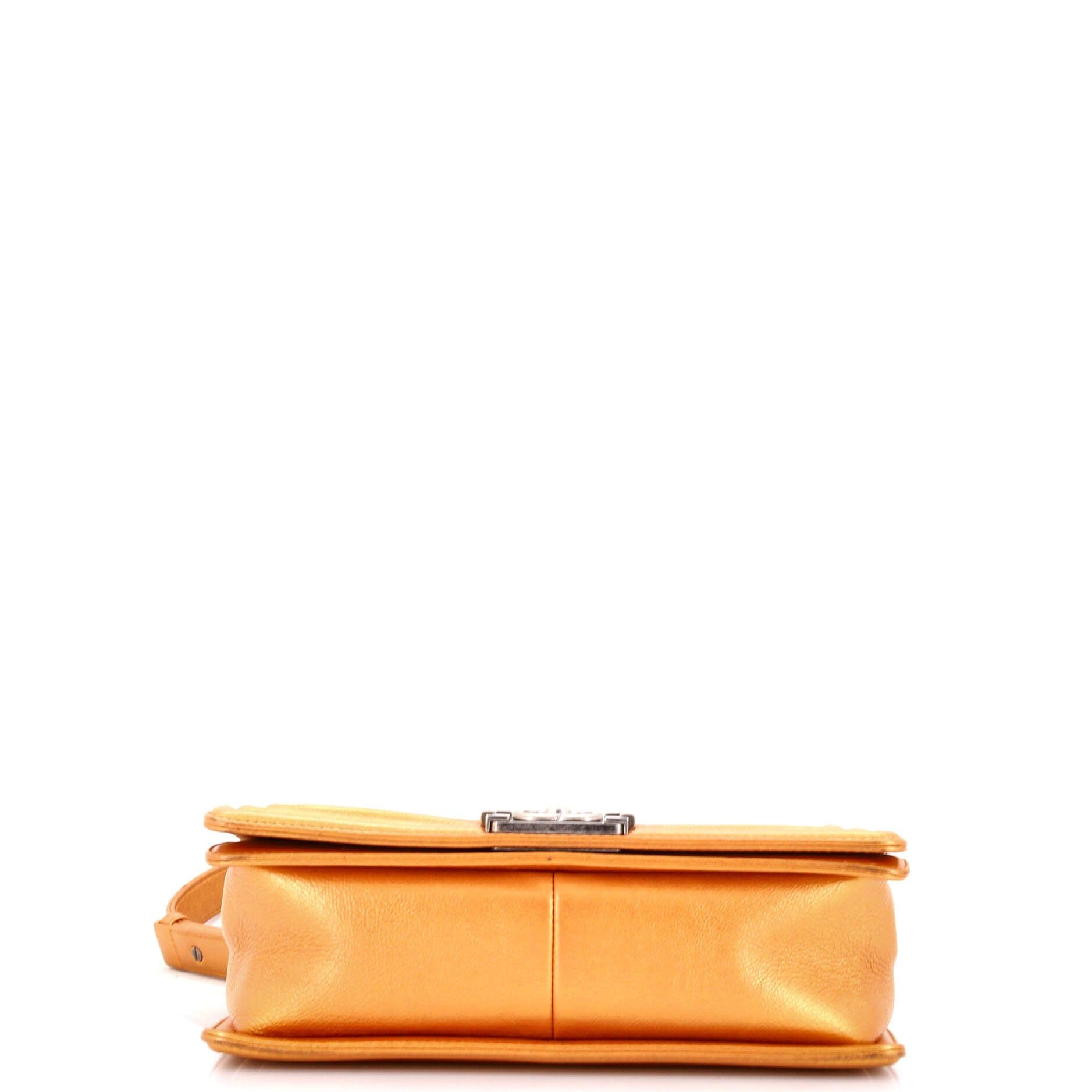 Chanel Boy Flap Bag Size ONE SIZE - 4 Thumbnail