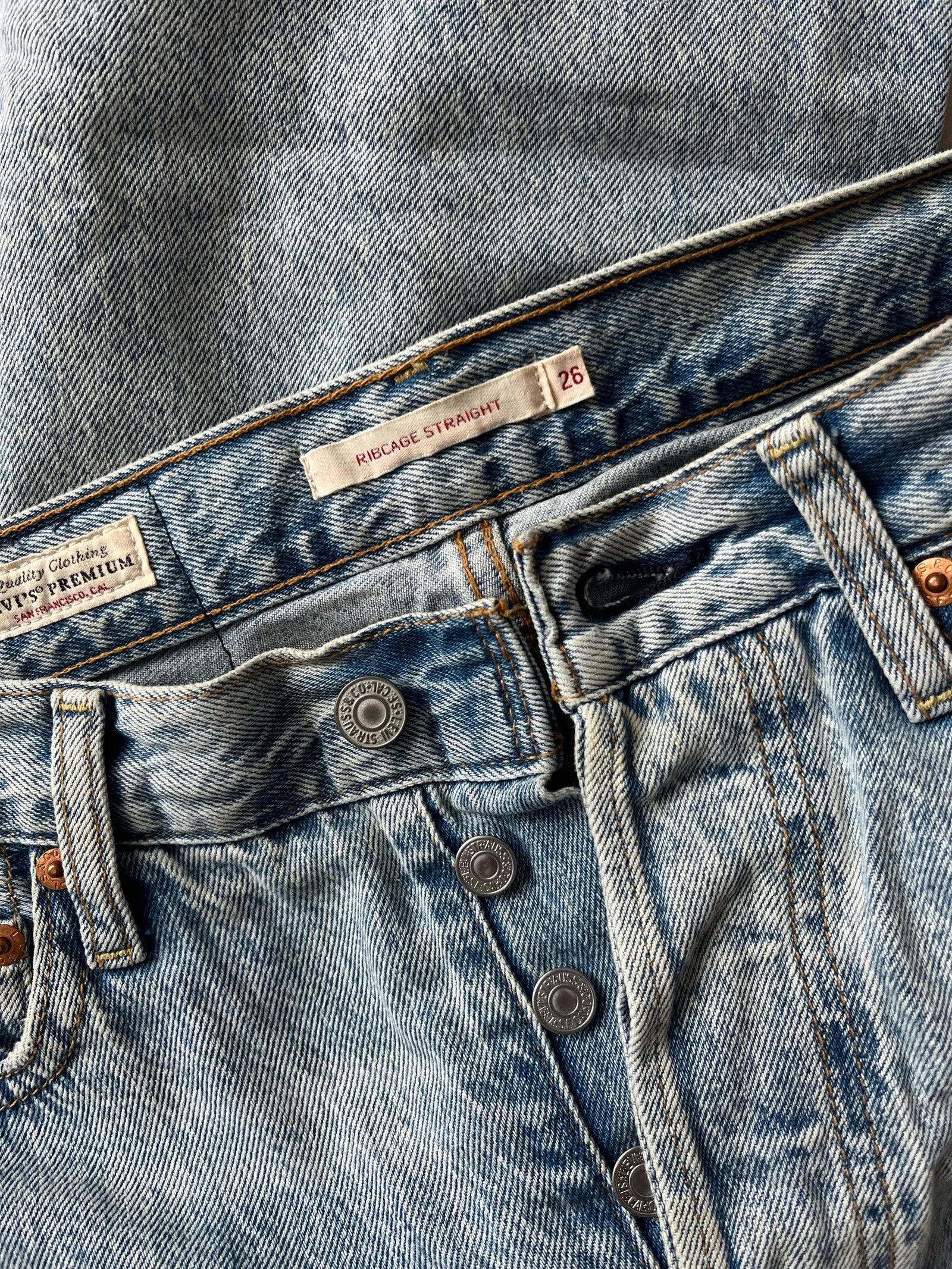 Levi's Levi's Ribcage Straight Jeans Size 26" / US 2 / IT 38 - 2 Thumbnail
