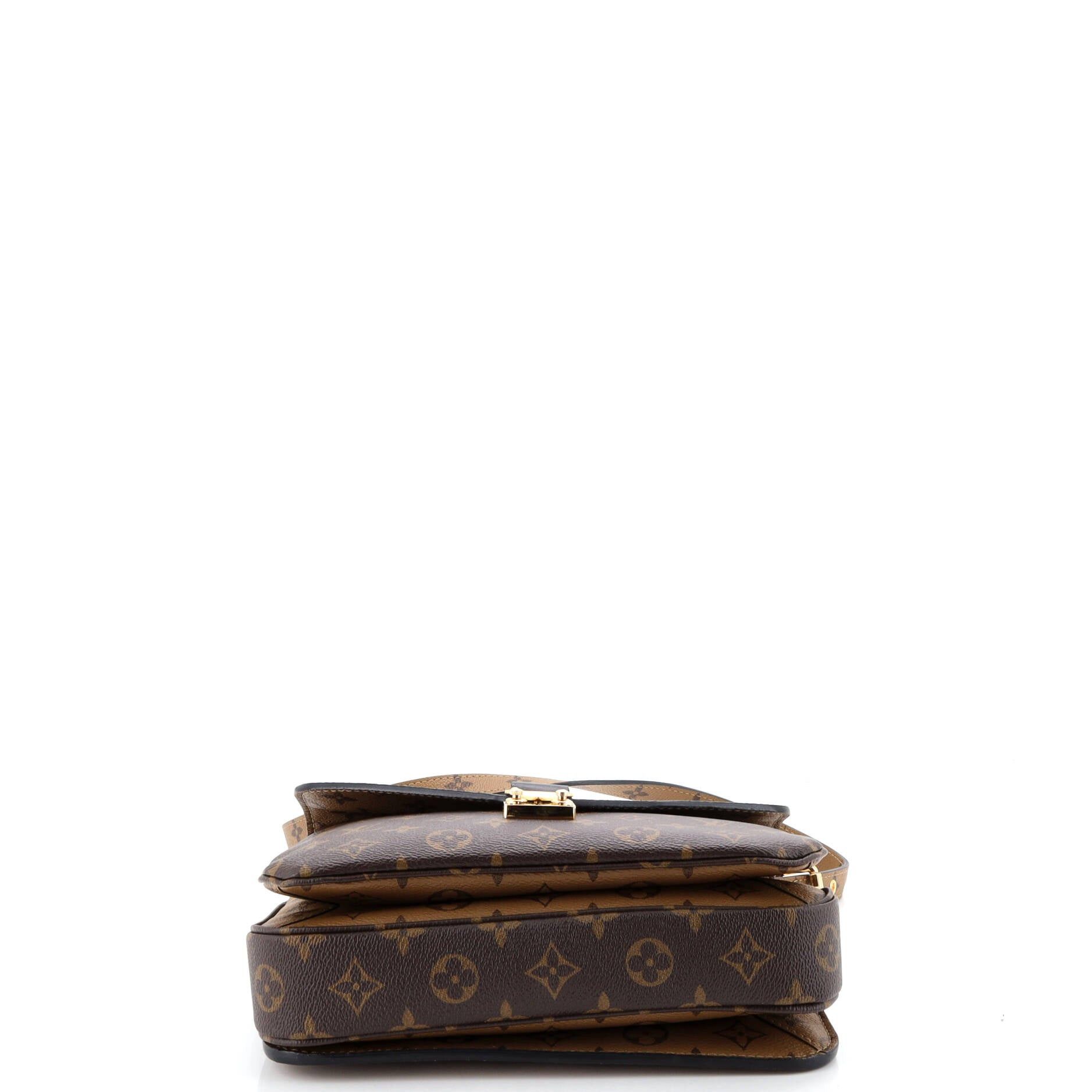 Louis Vuitton Pochette Metis Size ONE SIZE - 4 Thumbnail