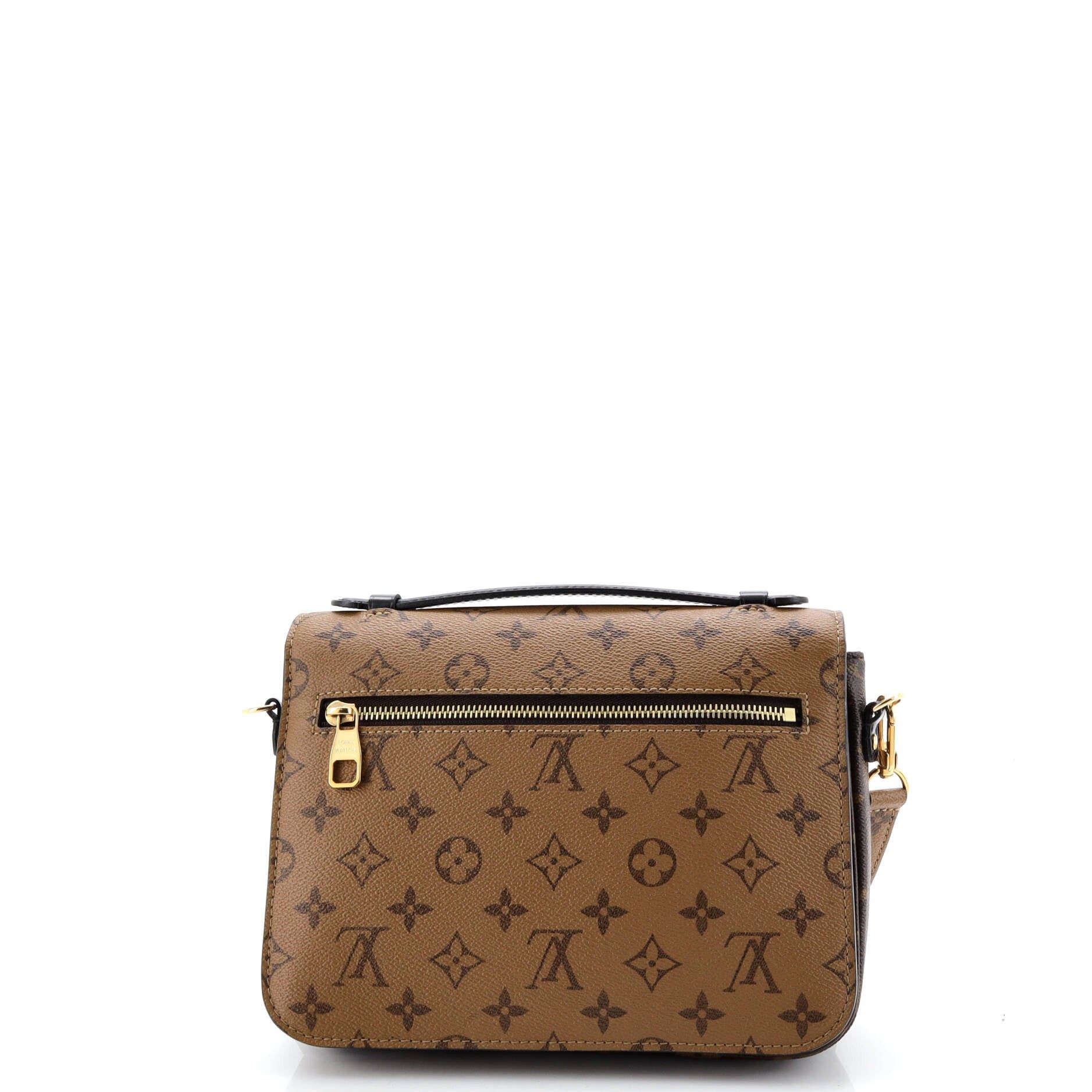 Louis Vuitton Pochette Metis Size ONE SIZE - 3 Thumbnail
