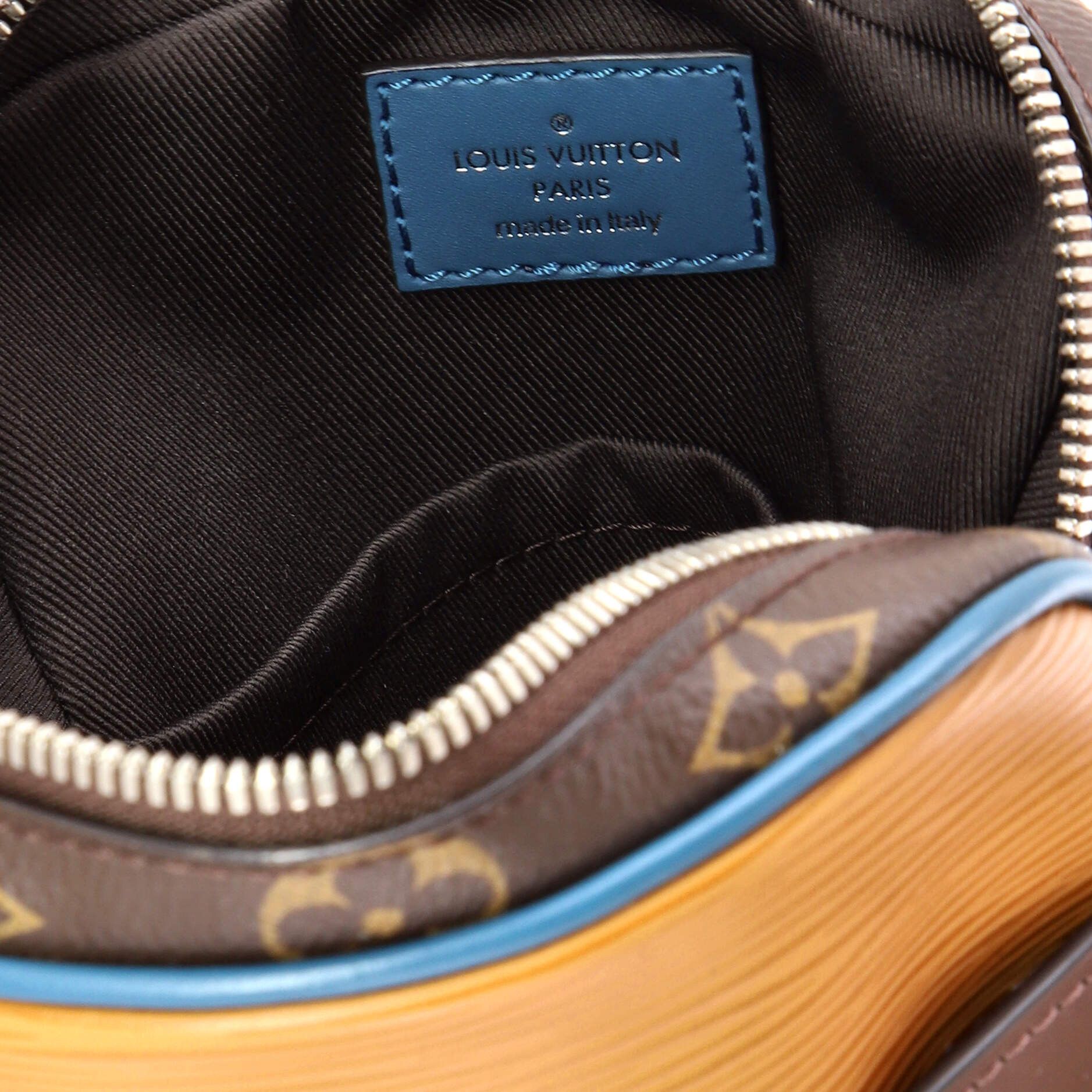Louis Vuitton Danube Handbag Size ONE SIZE - 7 Thumbnail