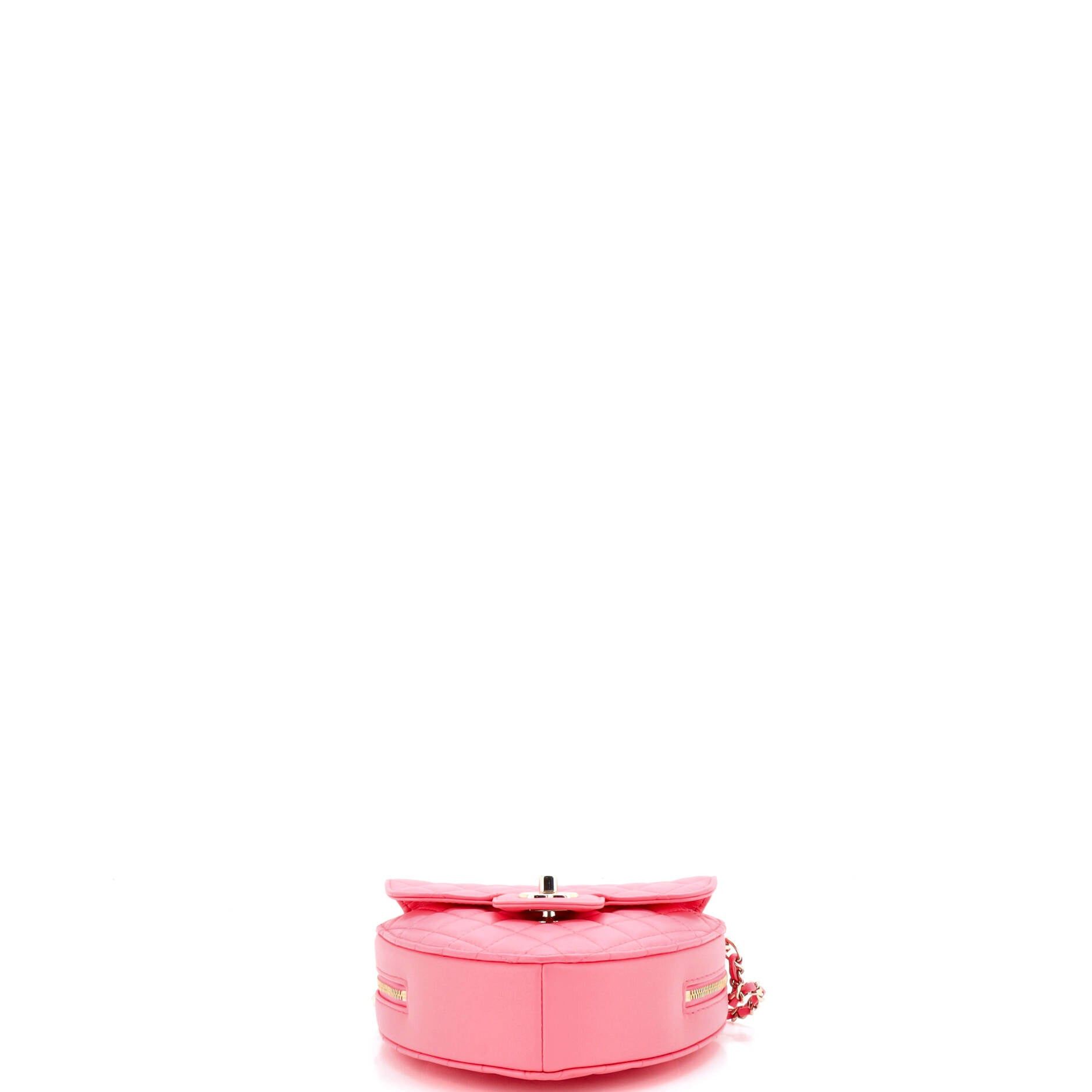 Chanel CC in Love Heart Bag Size ONE SIZE - 4 Thumbnail