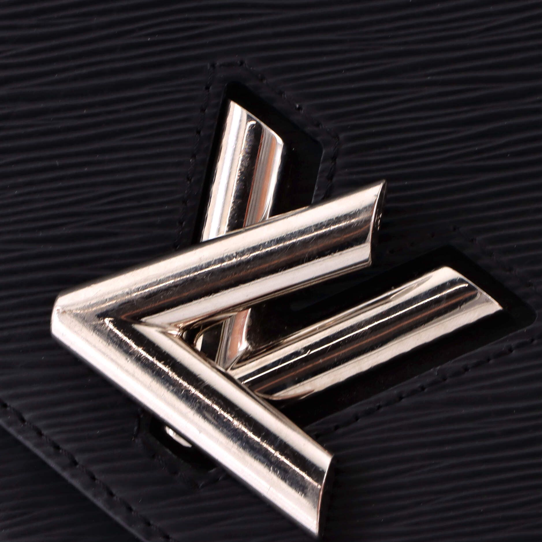 Louis Vuitton Twist Handbag Size ONE SIZE - 8 Thumbnail