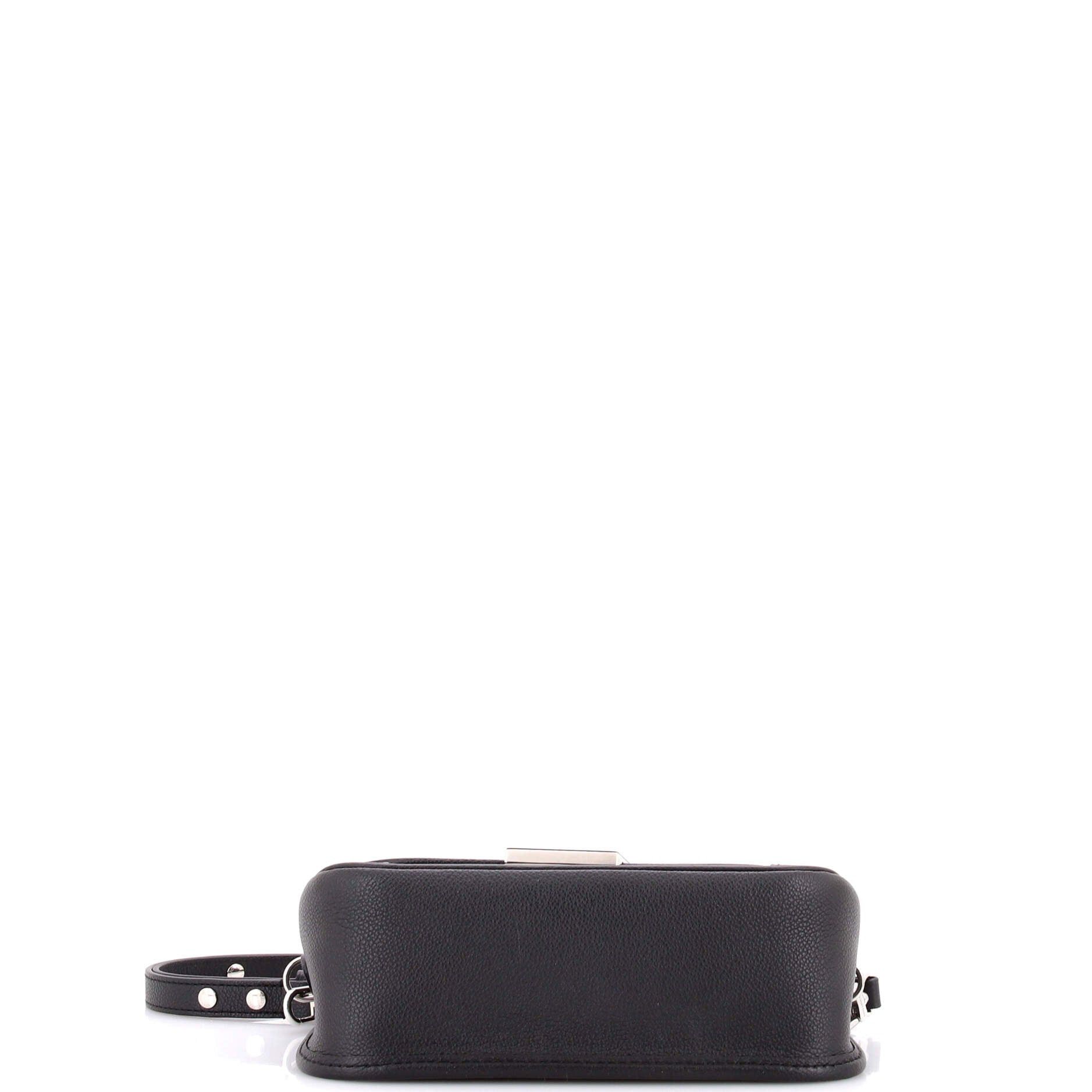 Louis Vuitton Buci Crossbody Bag Size ONE SIZE - 4 Thumbnail