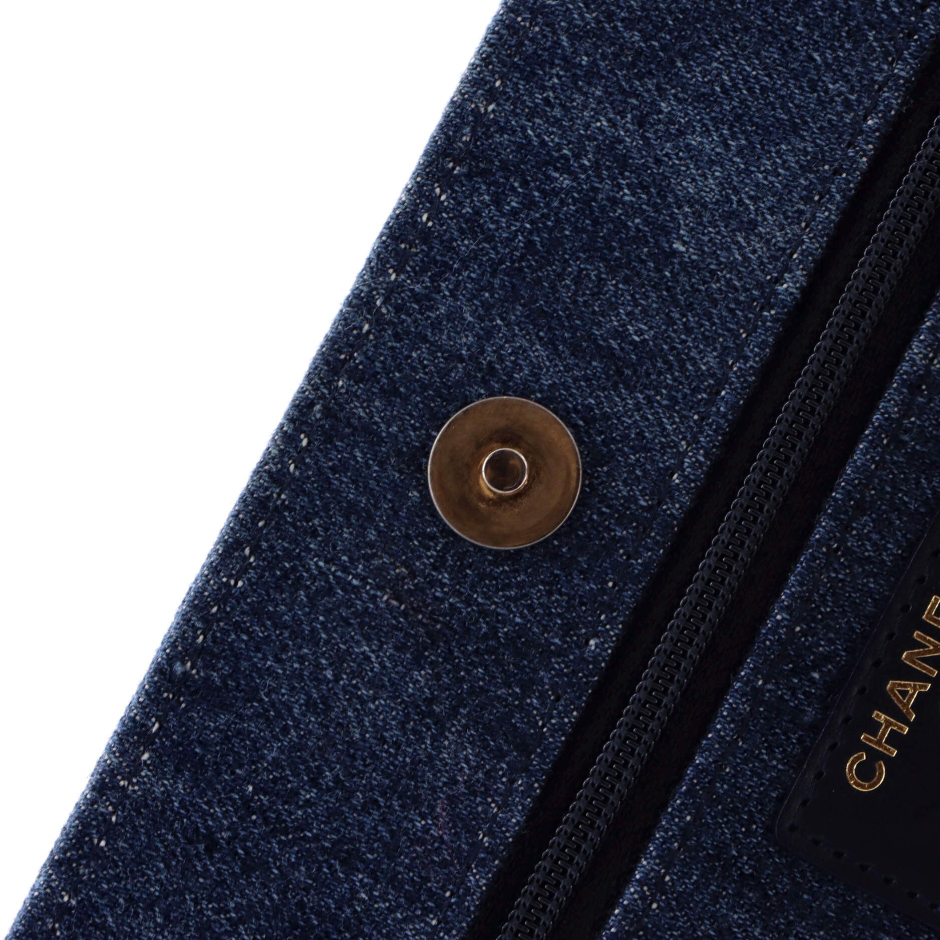 Chanel 19 Wallet on Chain Size ONE SIZE - 7 Thumbnail