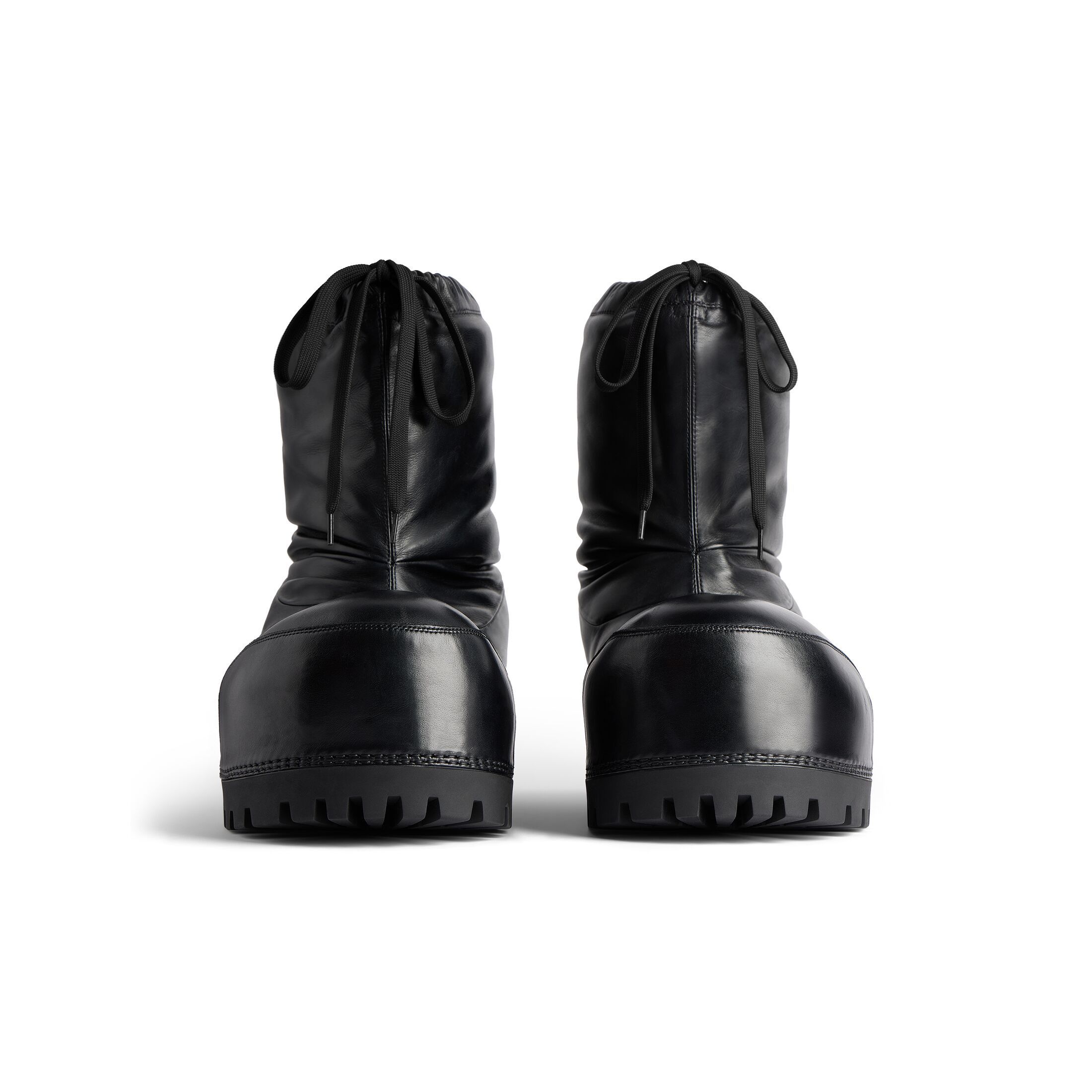 Balenciaga PROMO PRICE ONLY FOR 2 DAYS ALASKA LEATHER LOW BOOT IN BLACK Size US 10 / EU 43 - 3 Thumbnail