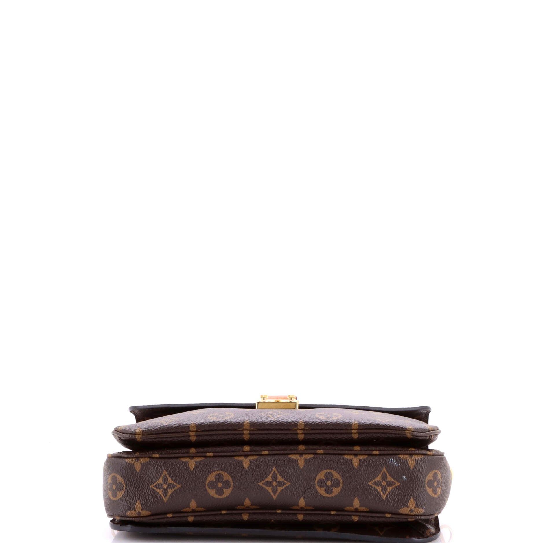 Louis Vuitton Pochette Metis Size ONE SIZE - 4 Thumbnail