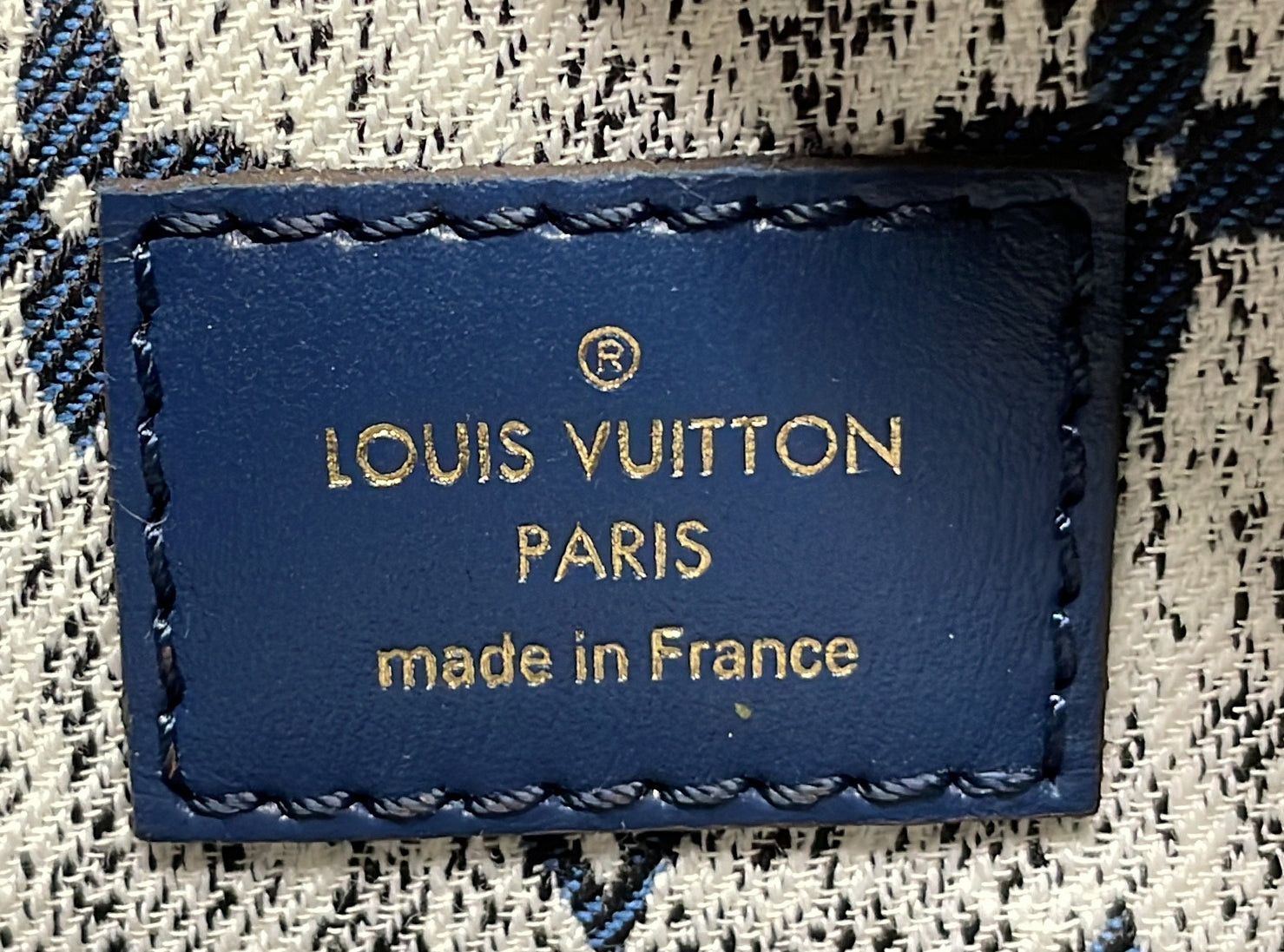 Louis Vuitton Loop Handbag Size ONE SIZE - 7 Thumbnail