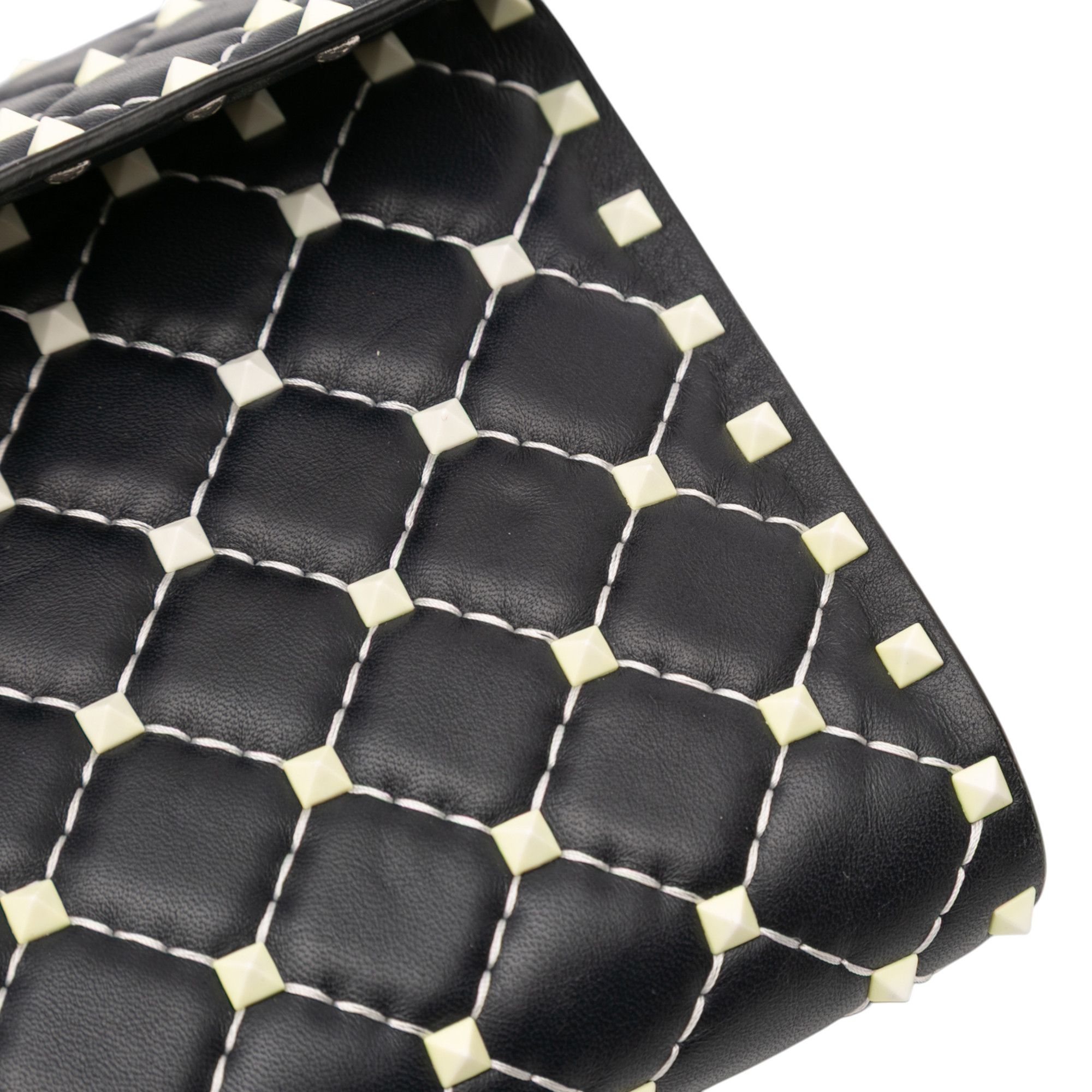 Valentino Valentino Quilted Lambskin Free Rockstud Spike Wallet On Chain Size ONE SIZE - 10 Thumbnail