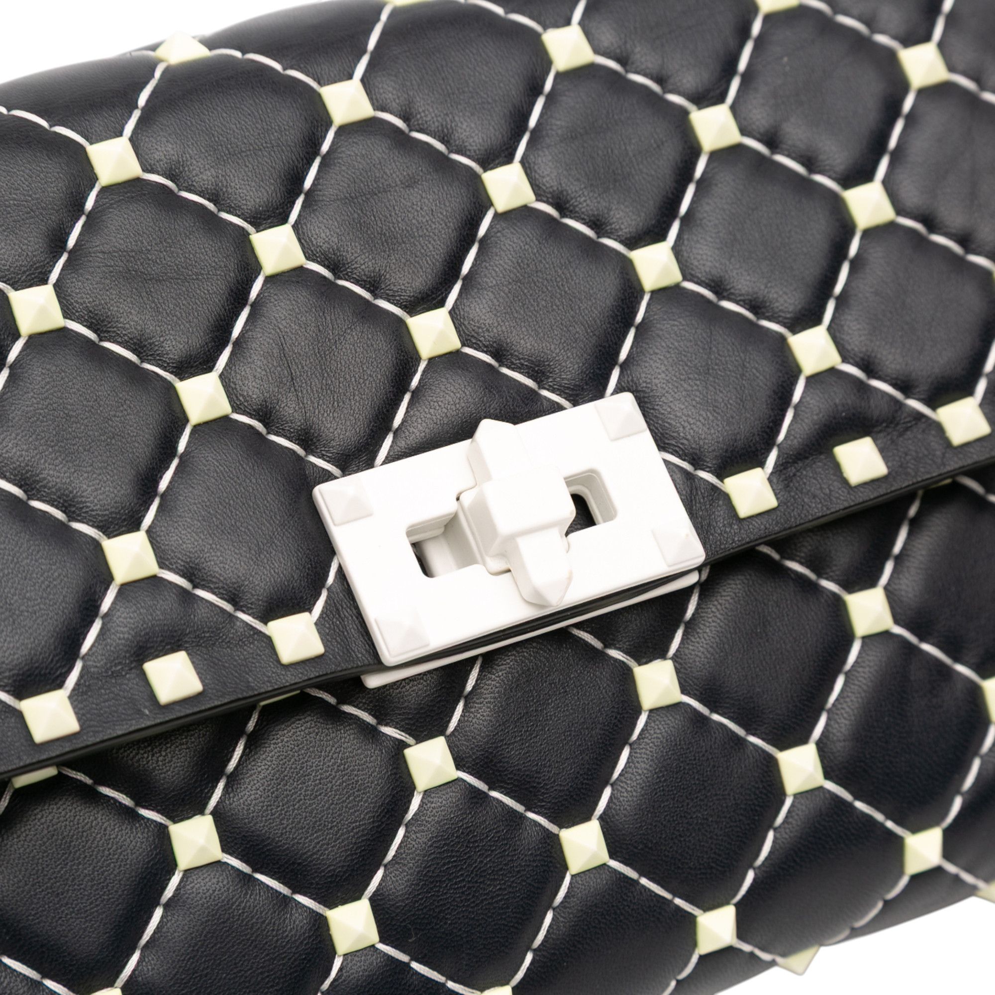 Valentino Valentino Quilted Lambskin Free Rockstud Spike Wallet On Chain Size ONE SIZE - 8 Thumbnail